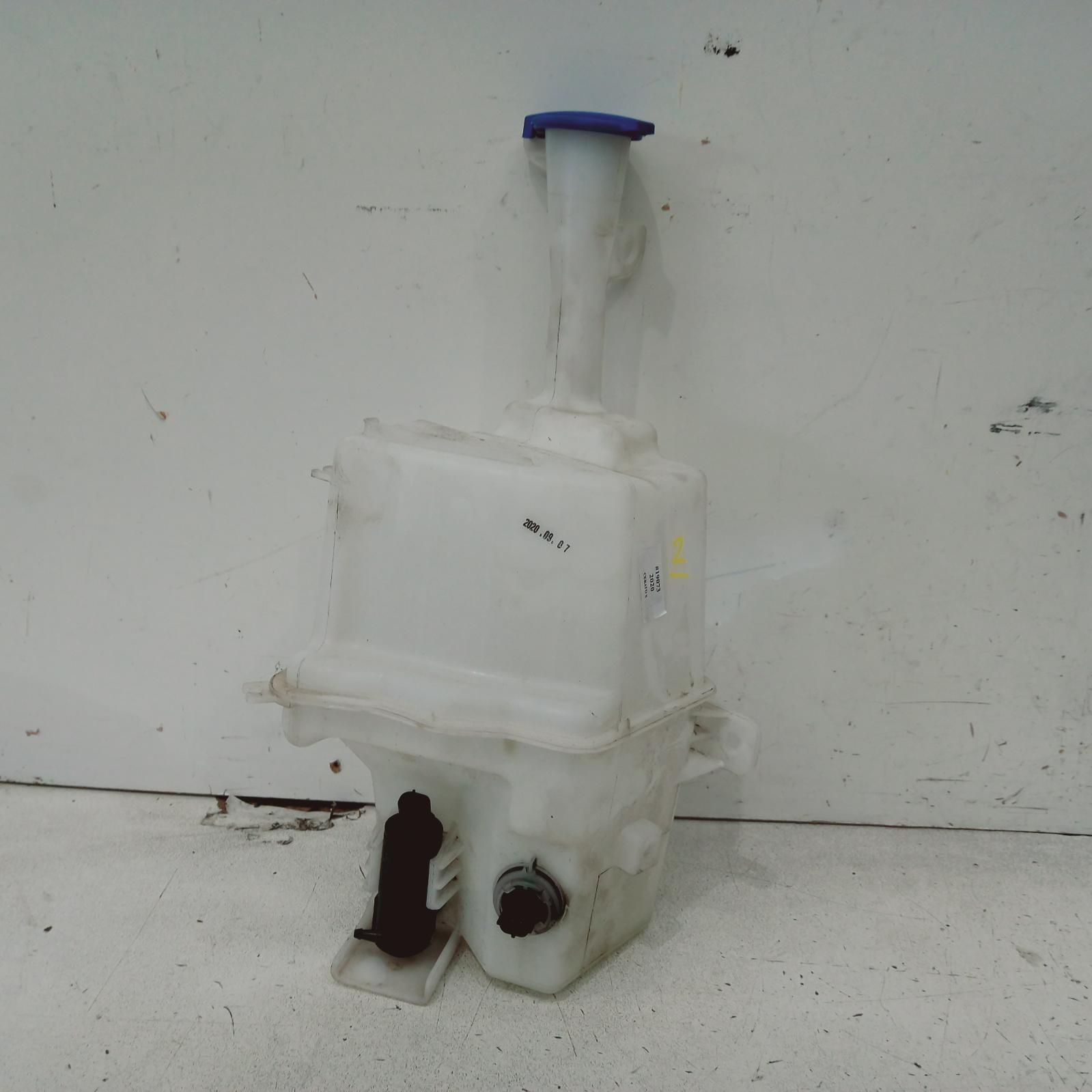 View Auto part Washer Bottle Kia Cerato 2020