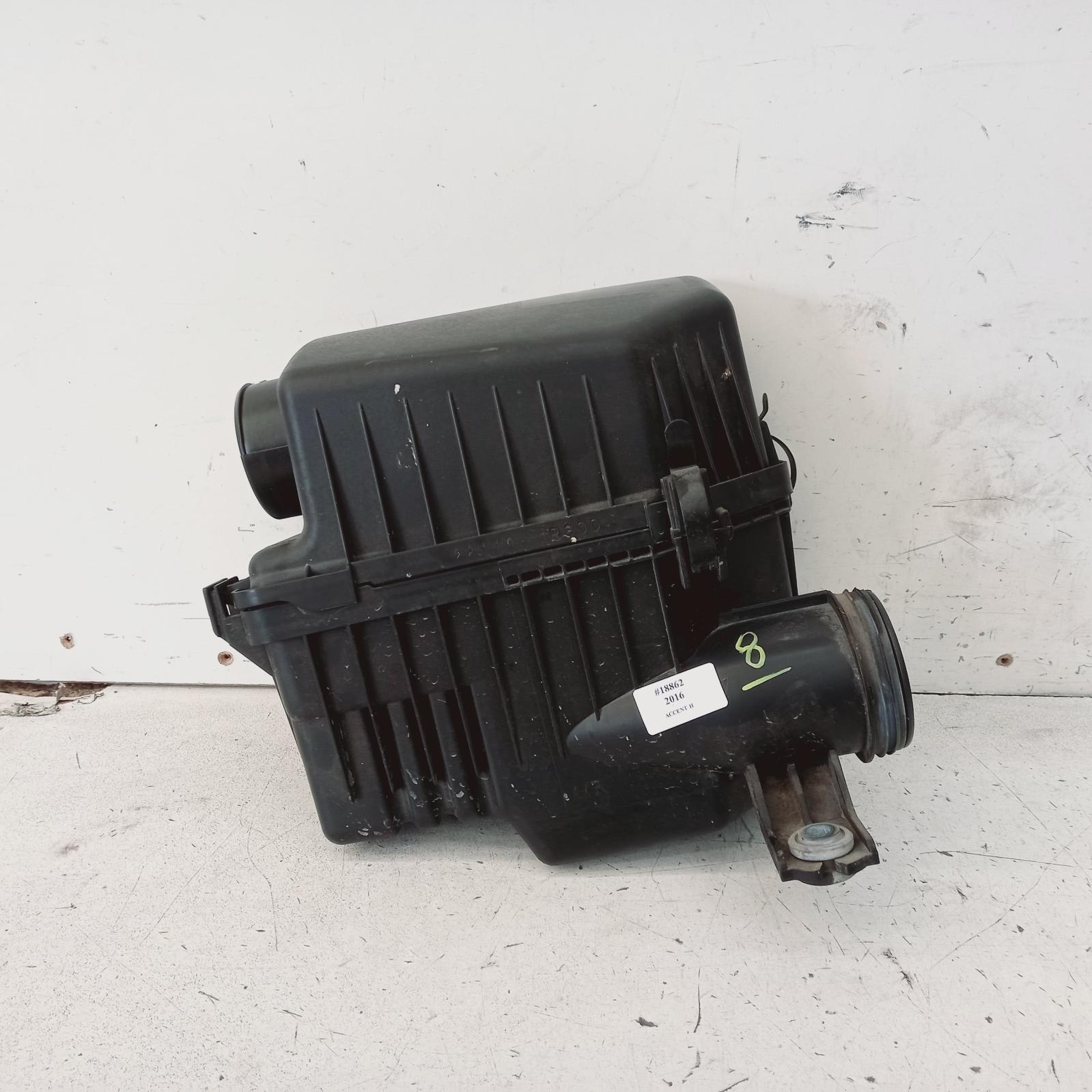 View Auto part Air Cleaner/Box Hyundai Accent 2016