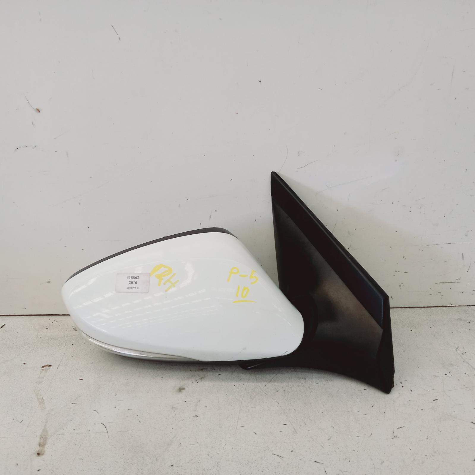 View Auto part Right Door Mirror Hyundai Accent 2016