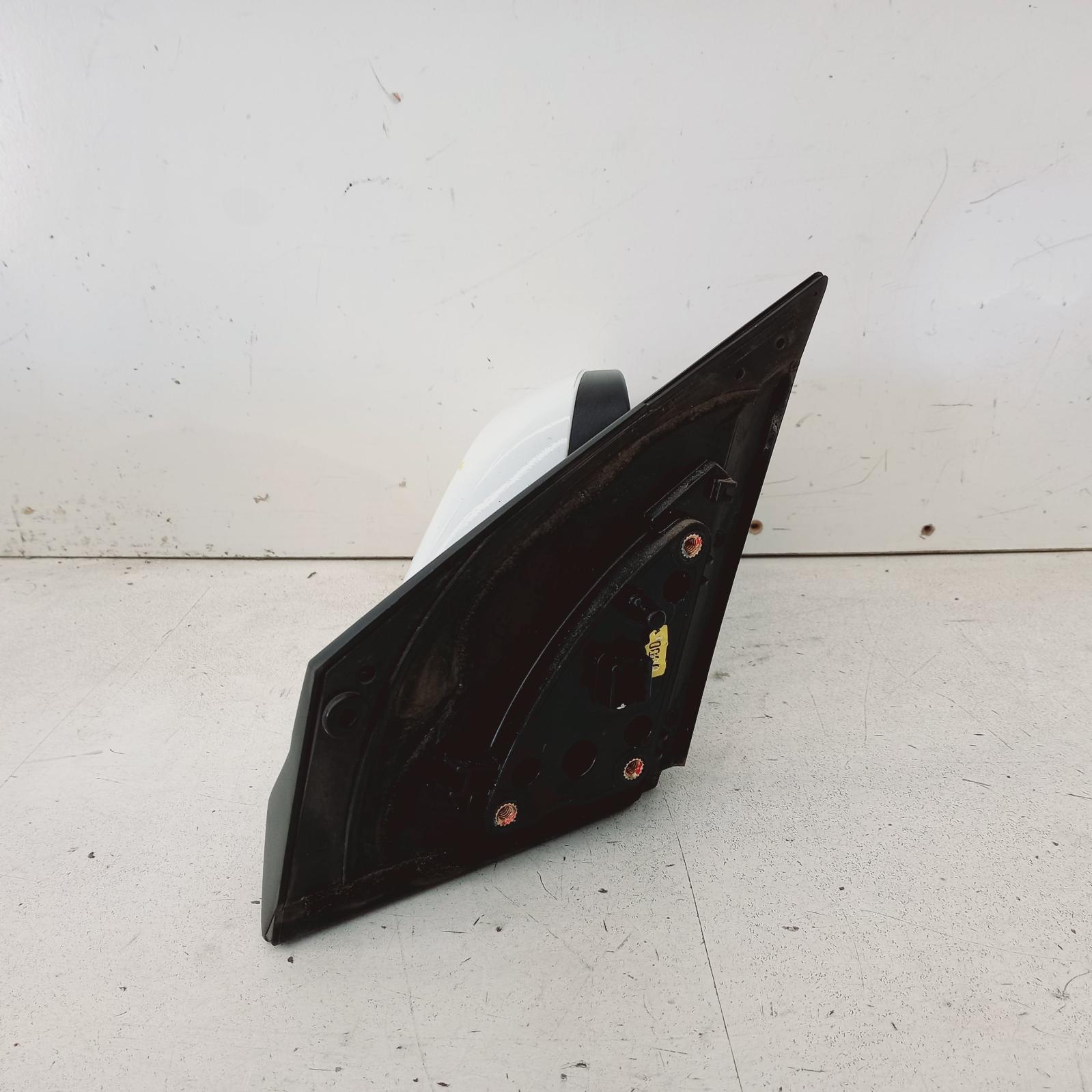 View Auto part Right Door Mirror Hyundai Accent 2016