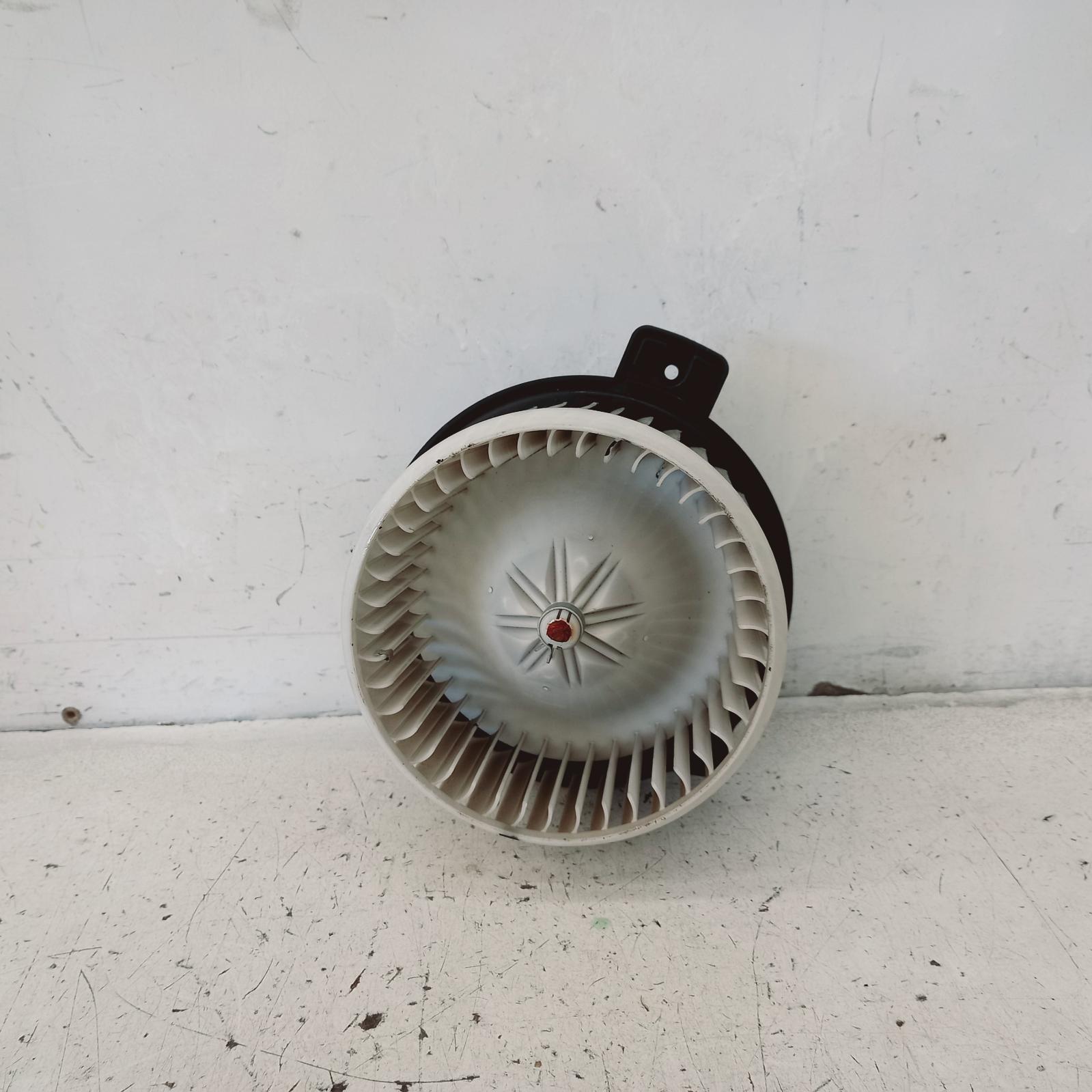 View Auto part Heater Fan Motor Hyundai Accent 2016