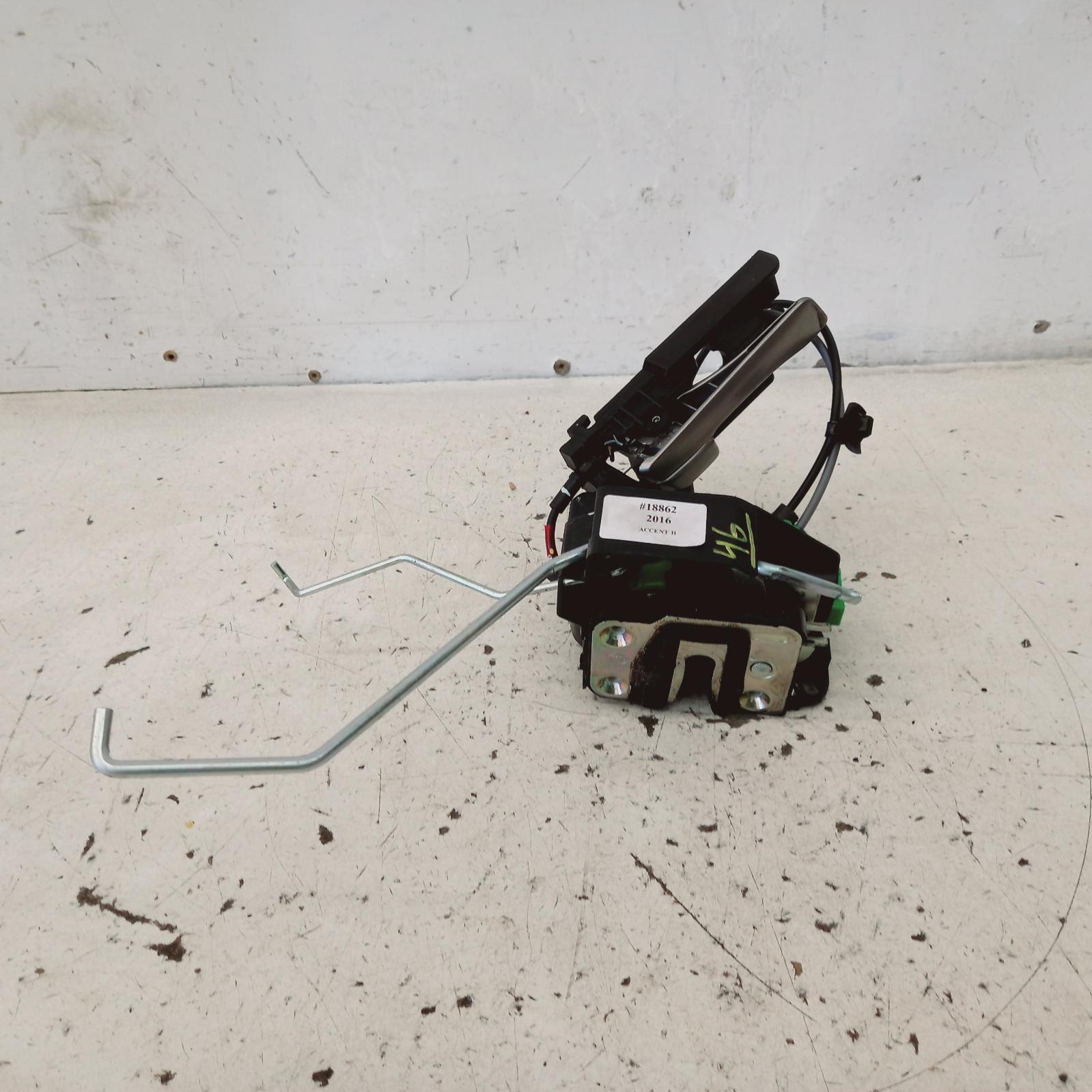 View Auto part Door/Boot/Gate Lock Hyundai Accent 2016