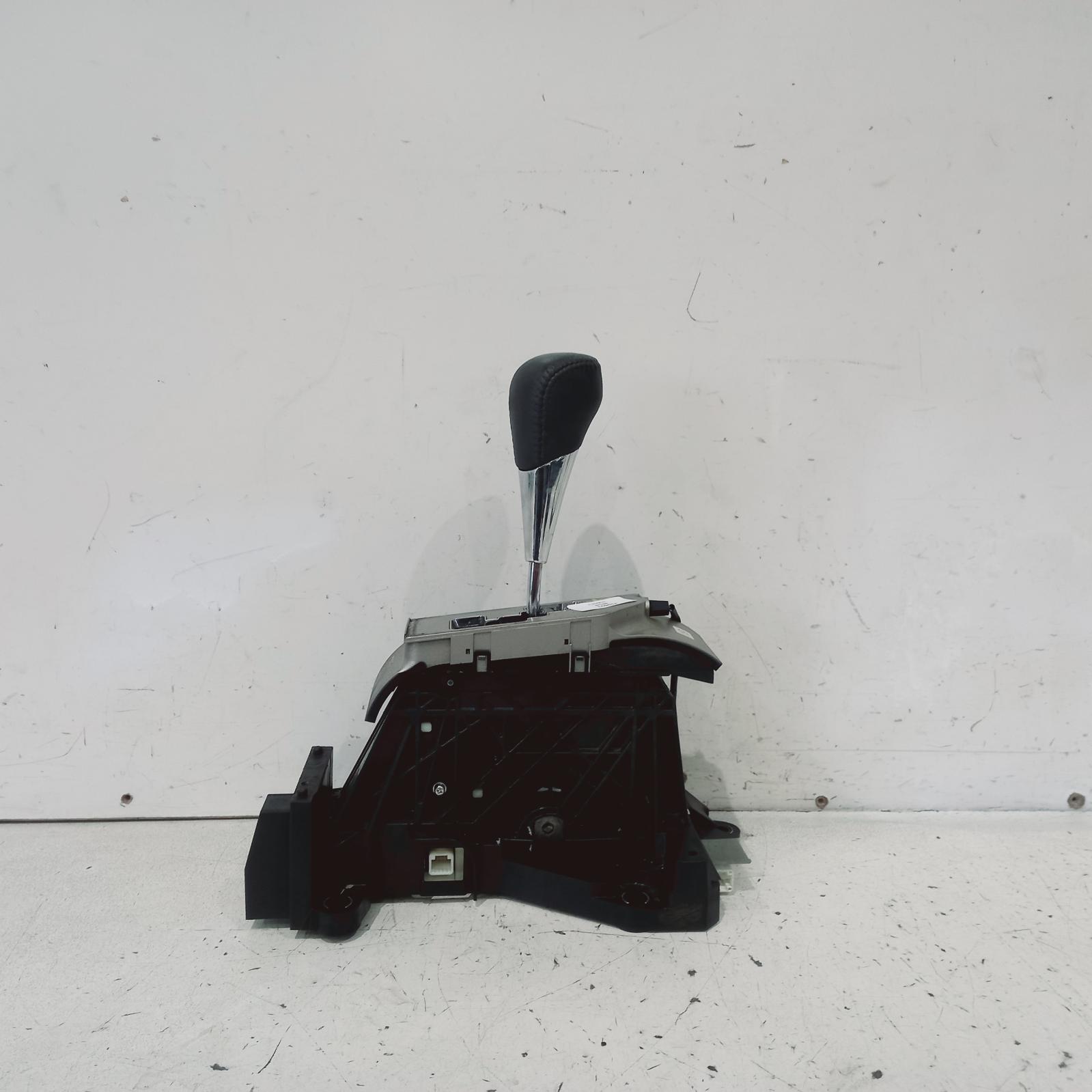 View Auto part Gear Stick/Shifter Toyota Aurion 2010