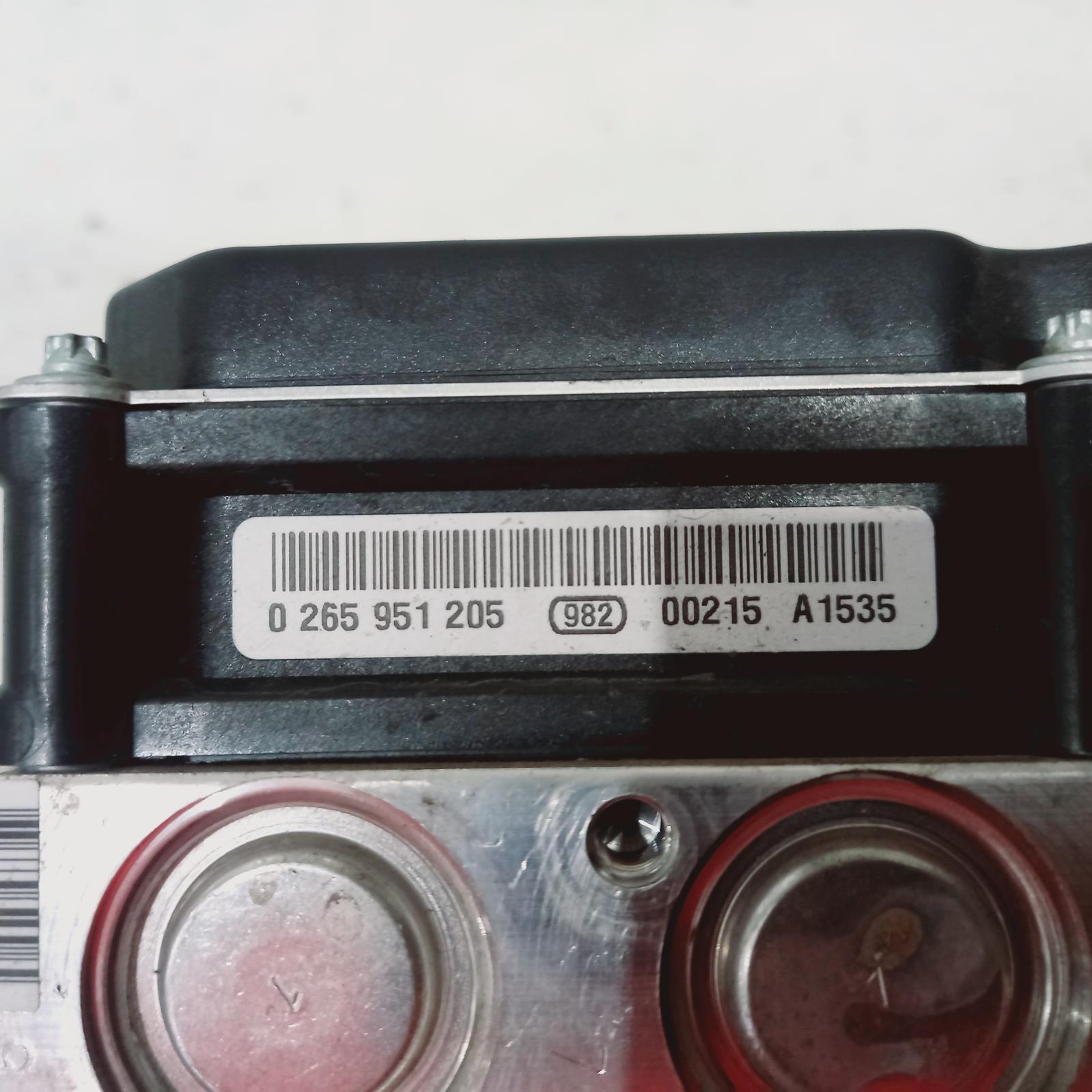 View Auto part Abs Pump/Modulator Toyota Aurion 2010
