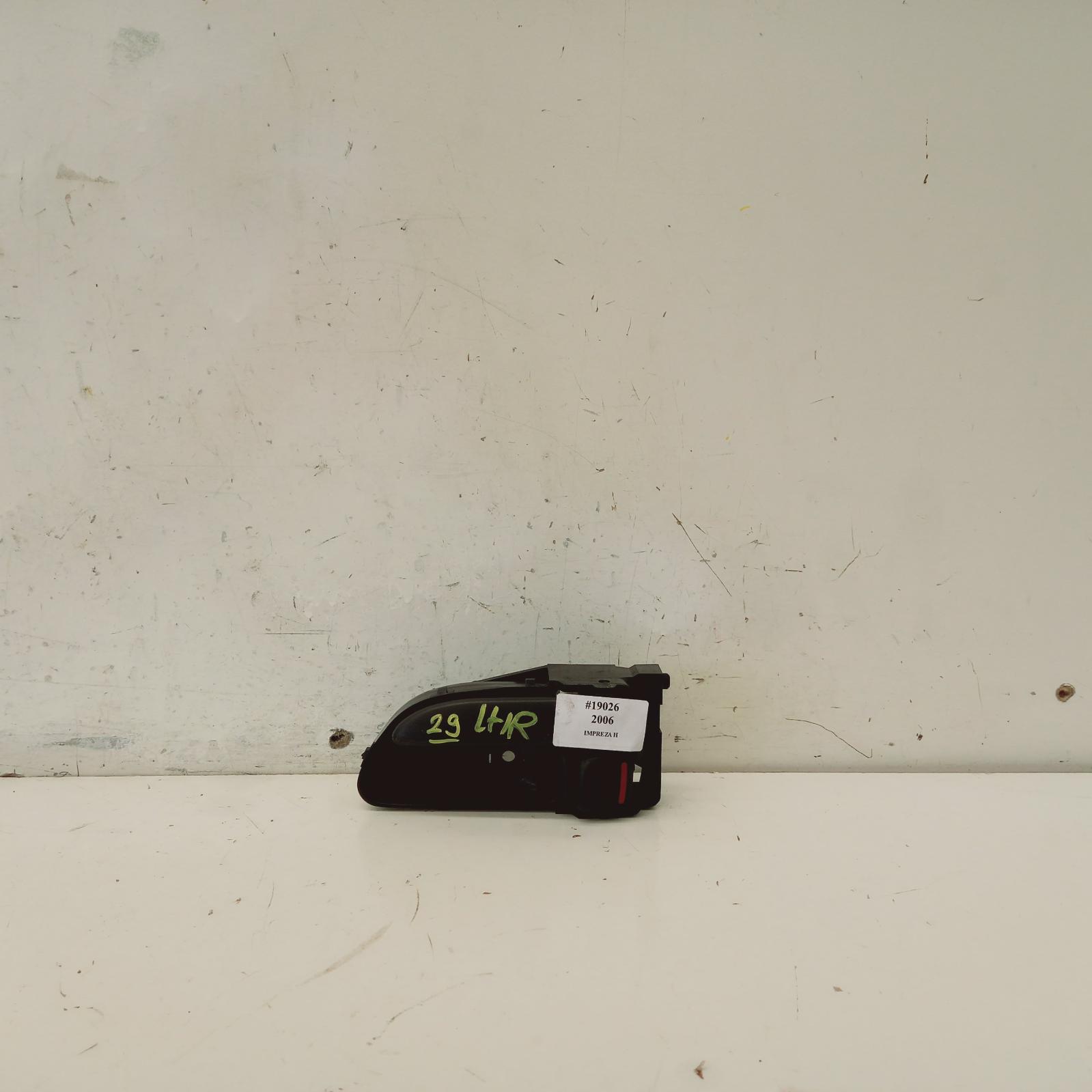 View Auto part Door Handle Subaru Impreza 2006