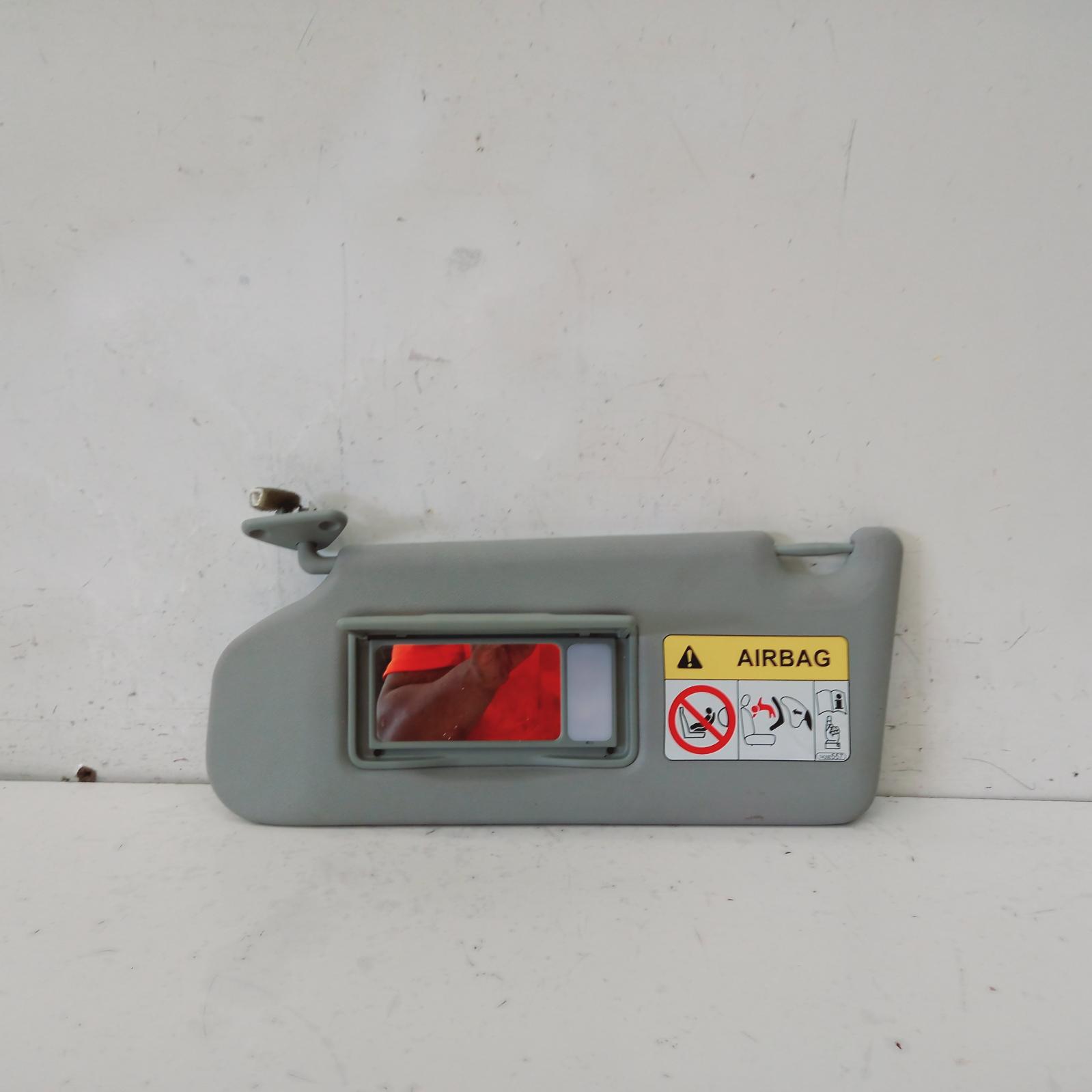 View Auto part Sunvisor Mitsubishi Asx 2016