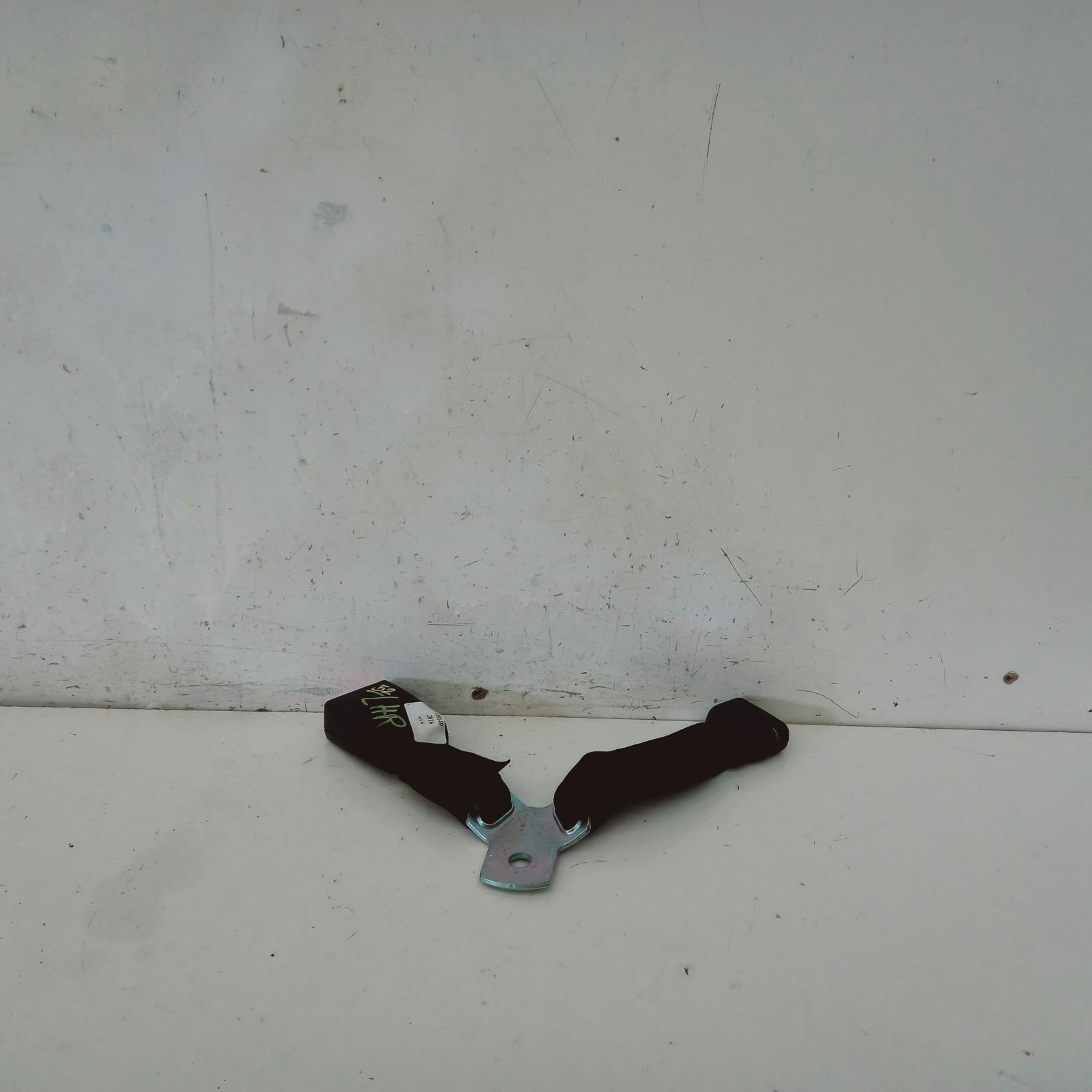 View Auto part Seatbelt/Stalk Mitsubishi Asx 2016