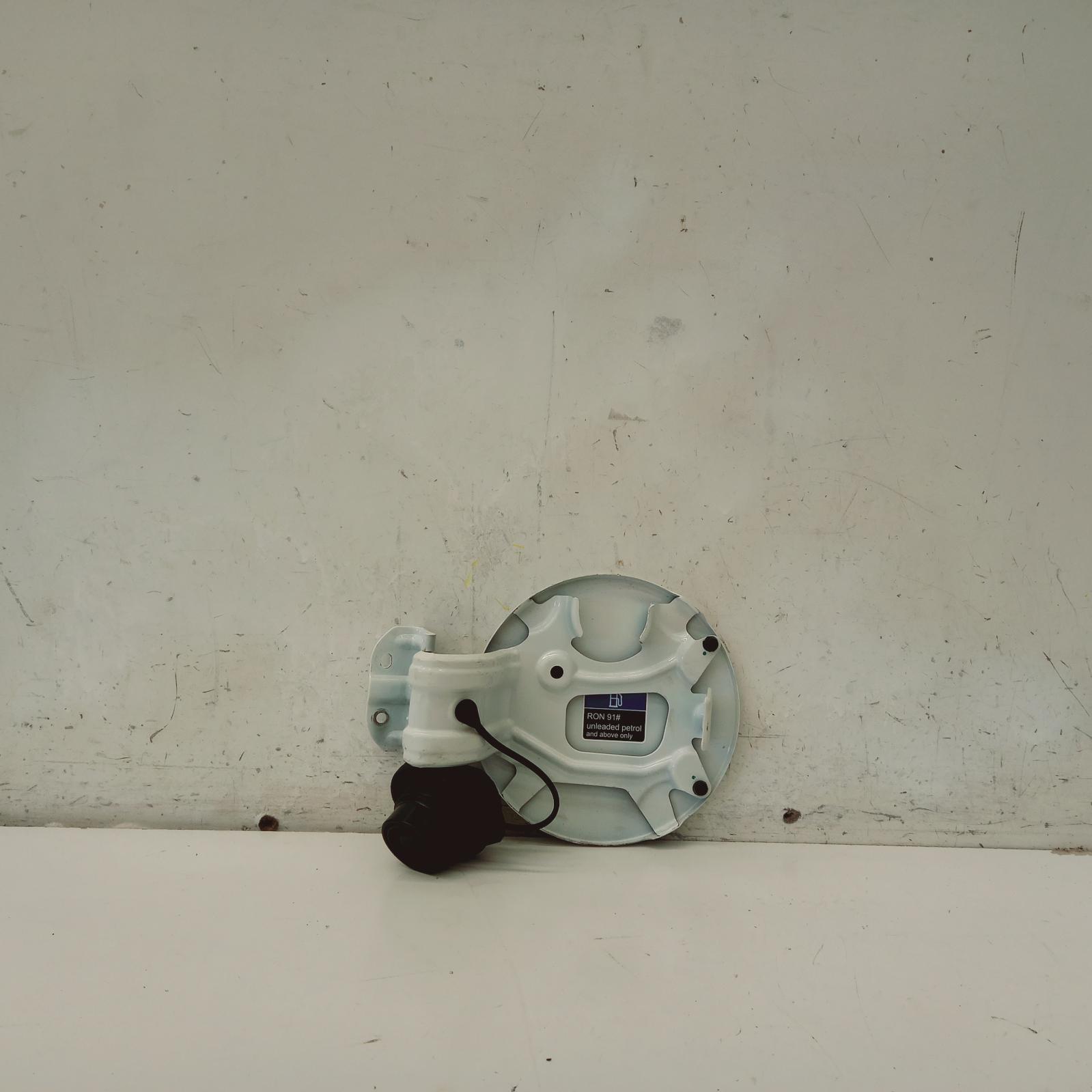 View Auto part Fuel Door / Filler Mg Zs 2022