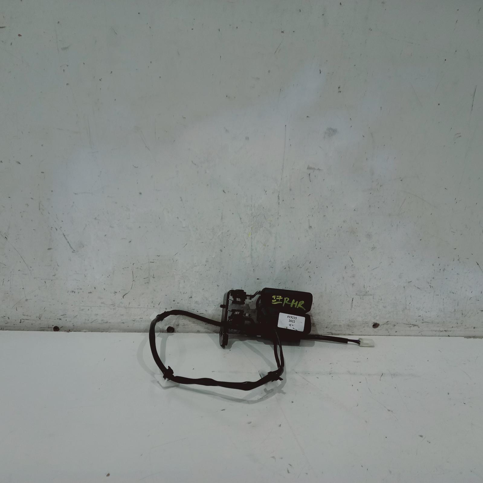 View Auto part Seatbelt/Stalk Mg Zs 2022