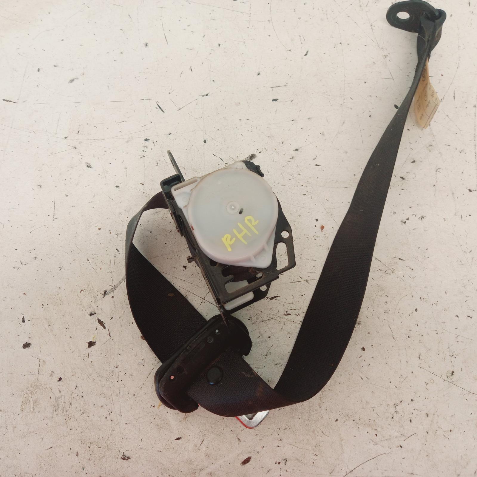 View Auto part Seatbelt/Stalk Mitsubishi Triton 2013