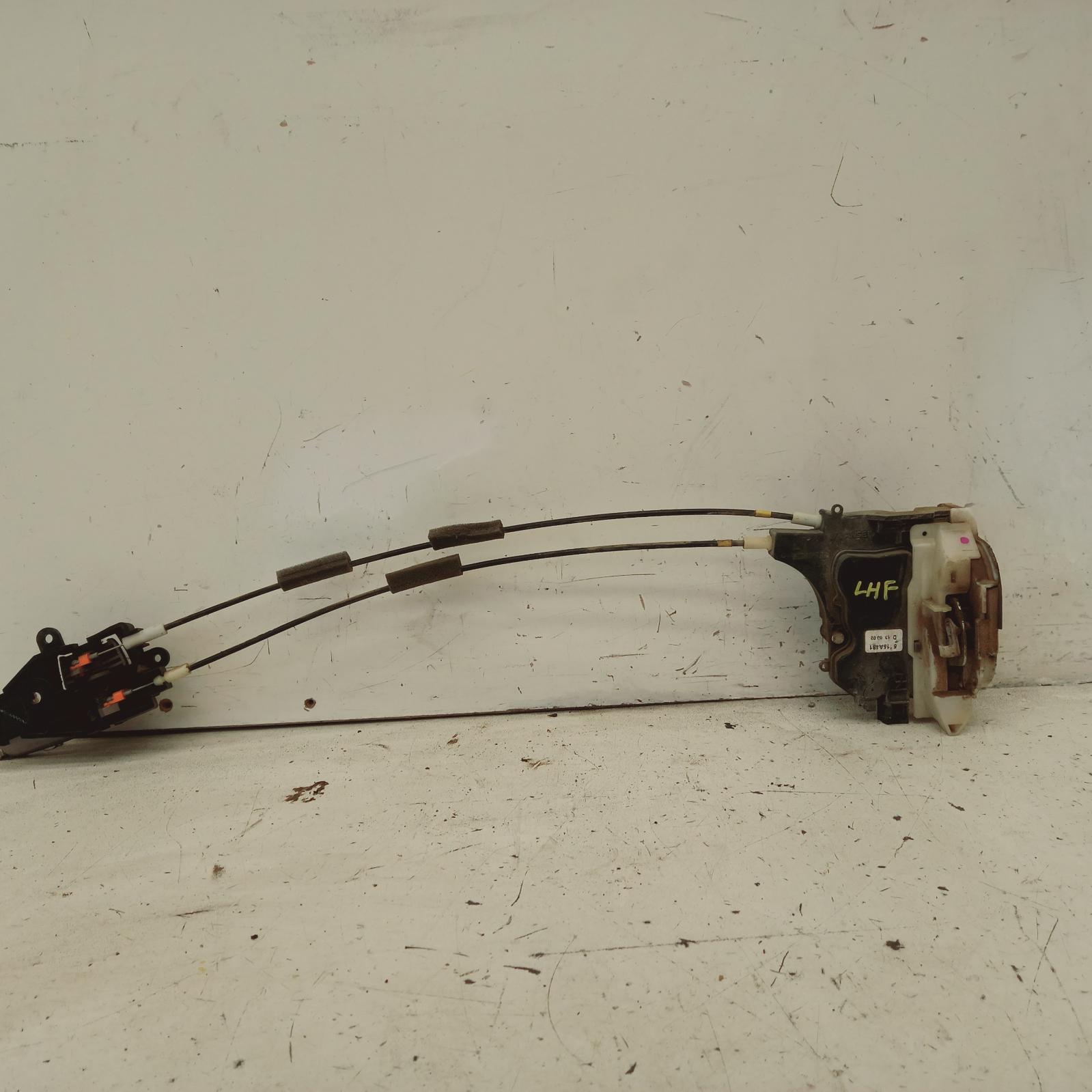 View Auto part Door/Boot/Gate Lock Mitsubishi Triton 2013