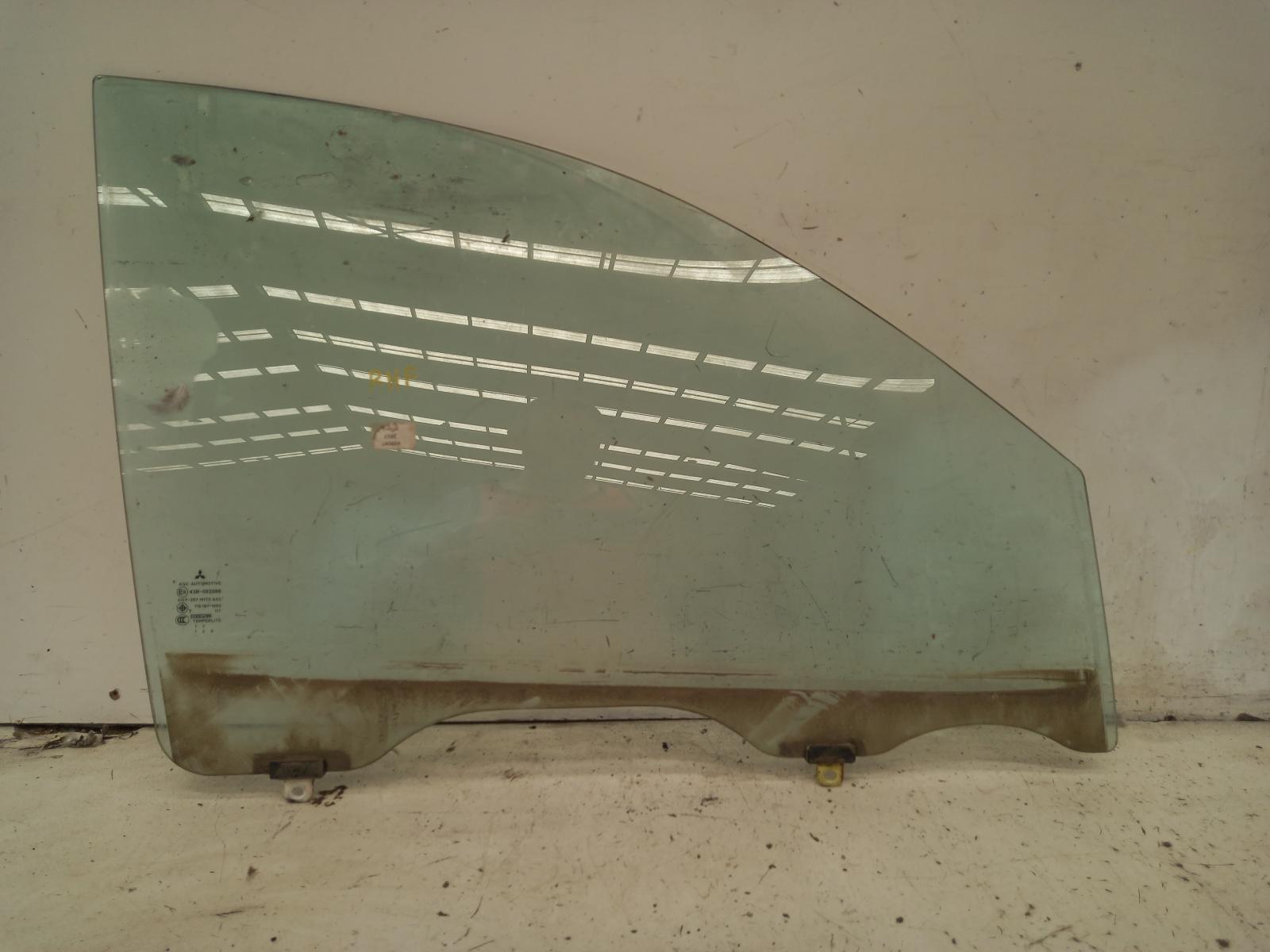 View Auto part Right Front Door Window Mitsubishi Triton 2013