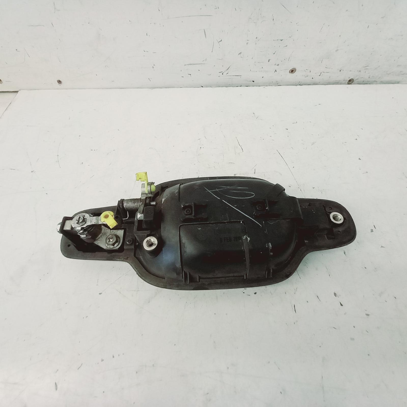 View Auto part Door Handle Holden Colorado 2010