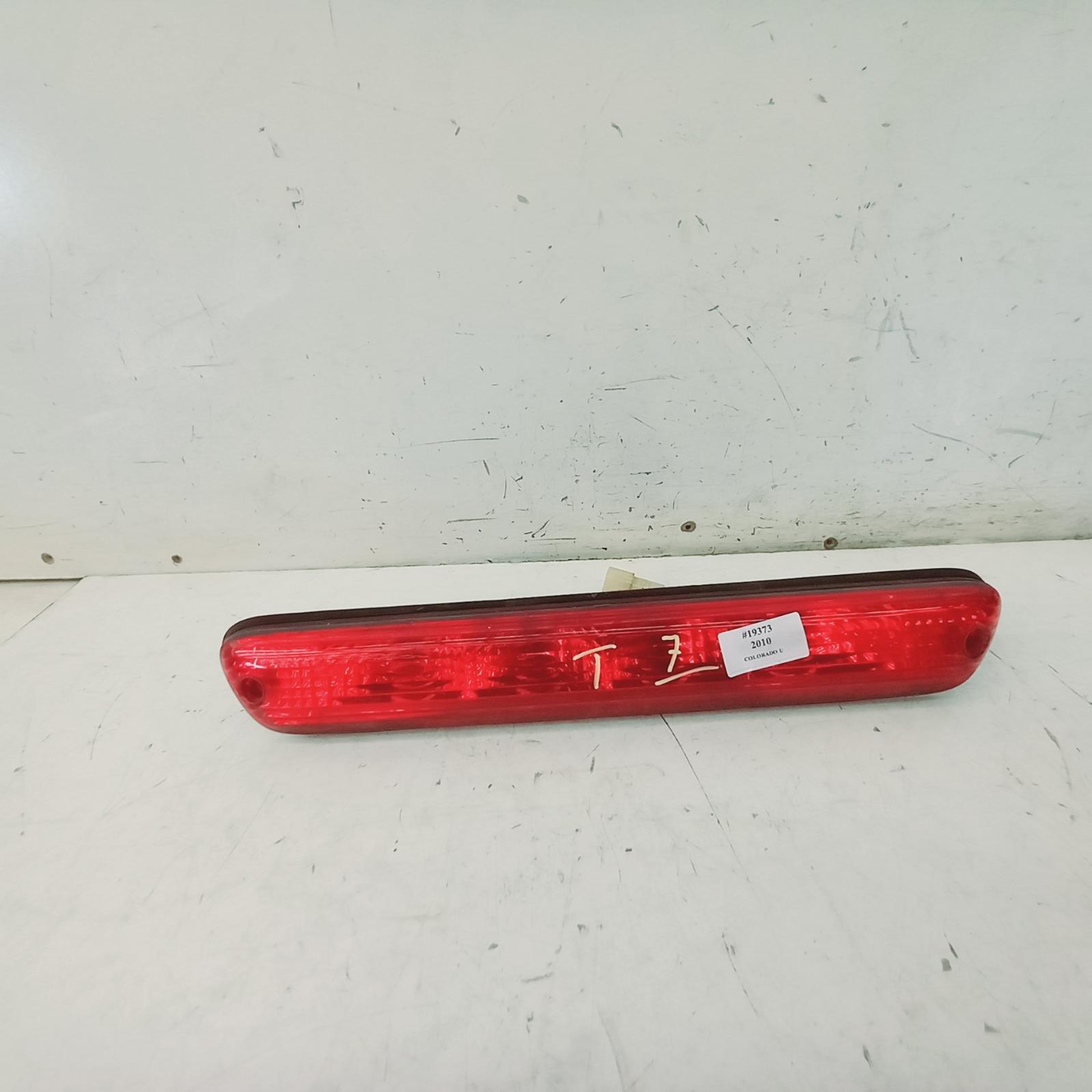 View Auto part High Level Stoplight Holden Colorado 2010