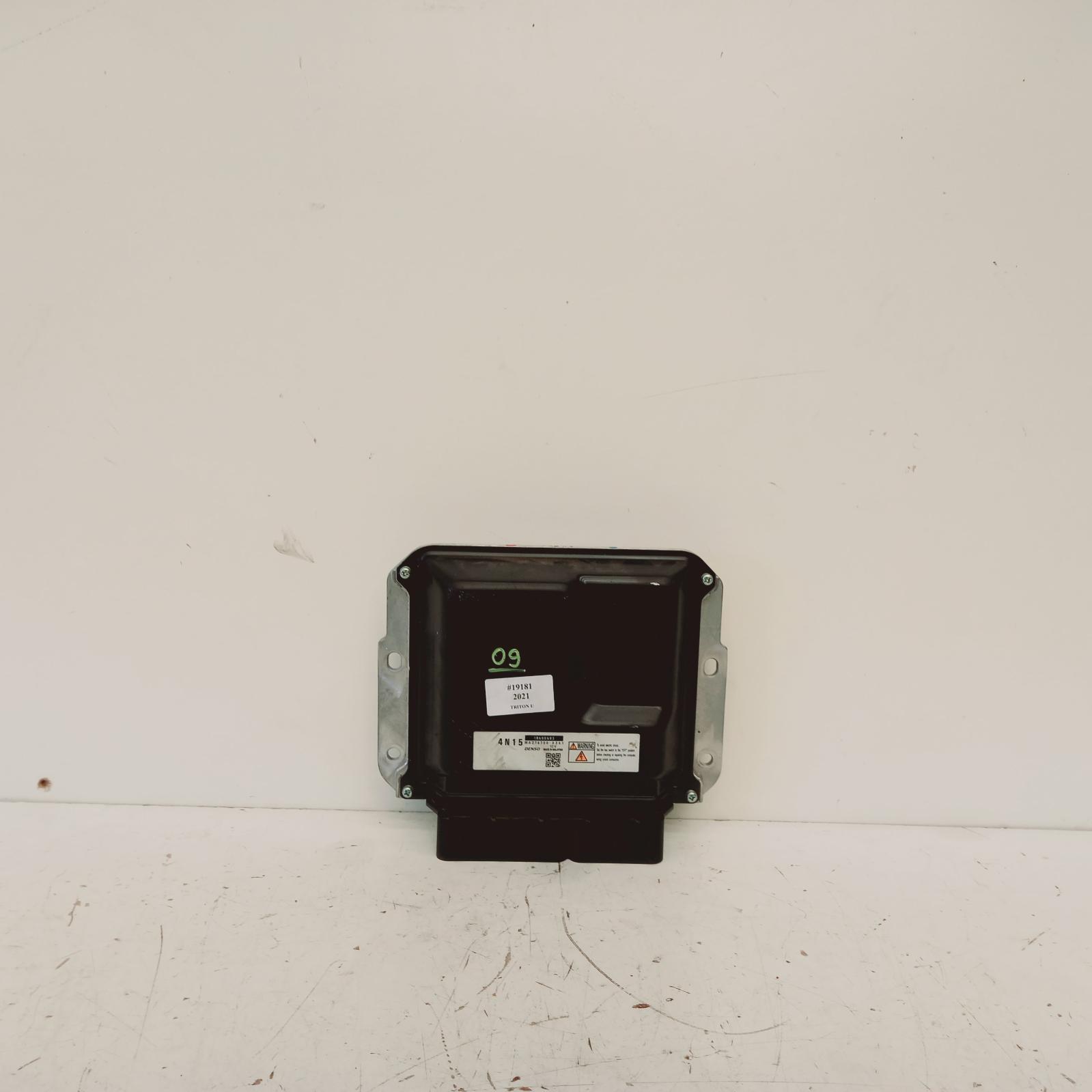 View Auto part Ecu Mitsubishi Triton 2021