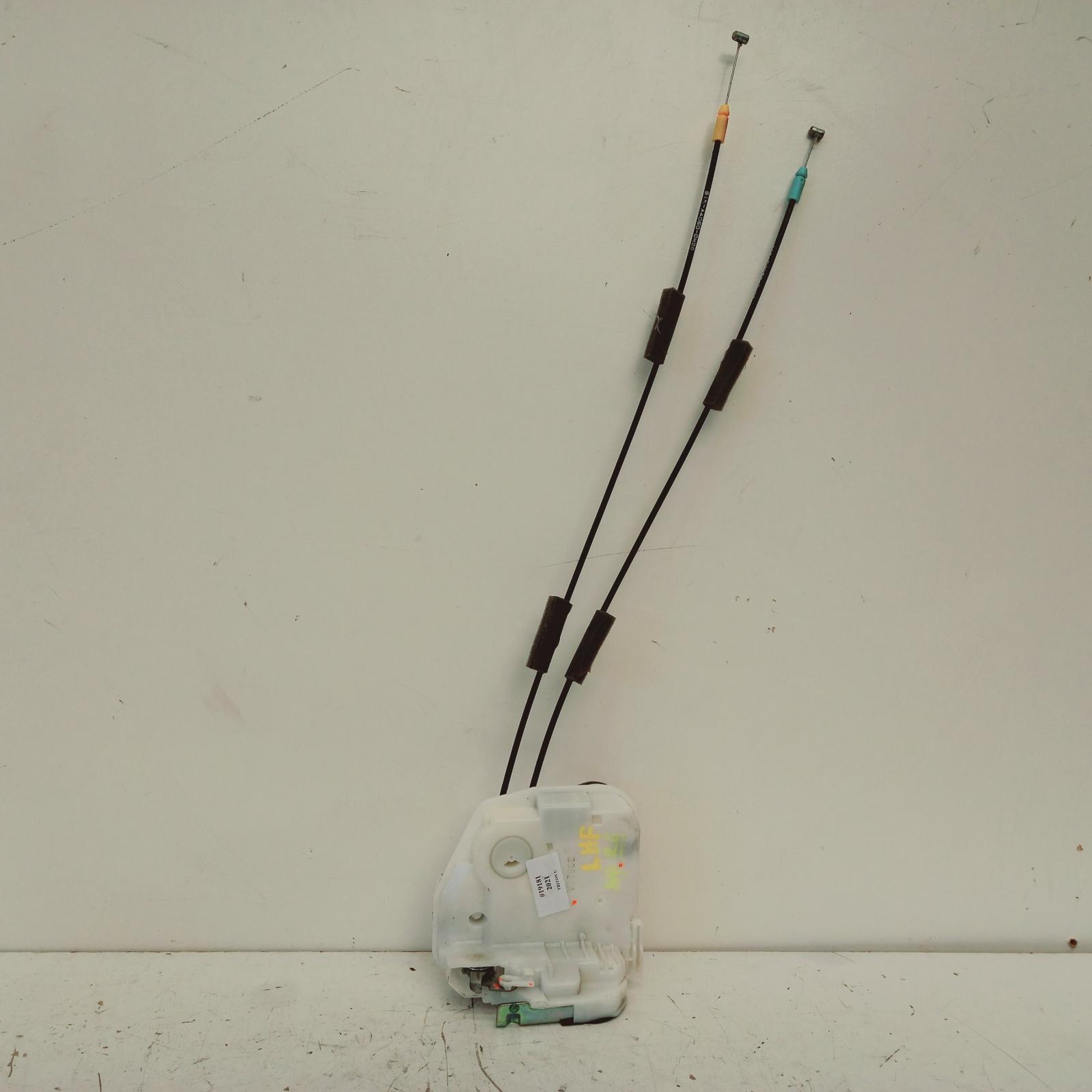 View Auto part Door/Boot/Gate Lock Mitsubishi Triton 2021