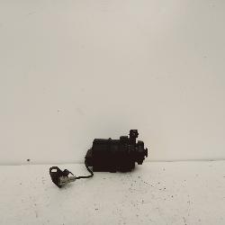 View Auto part Fuel Filter Housing Mitsubishi Triton 2021