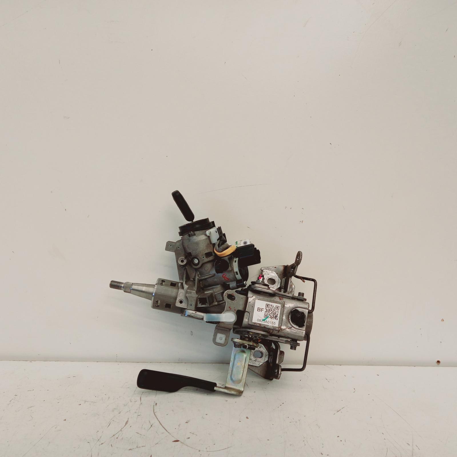 View Auto part Ignition W/ Key Mitsubishi Triton 2021
