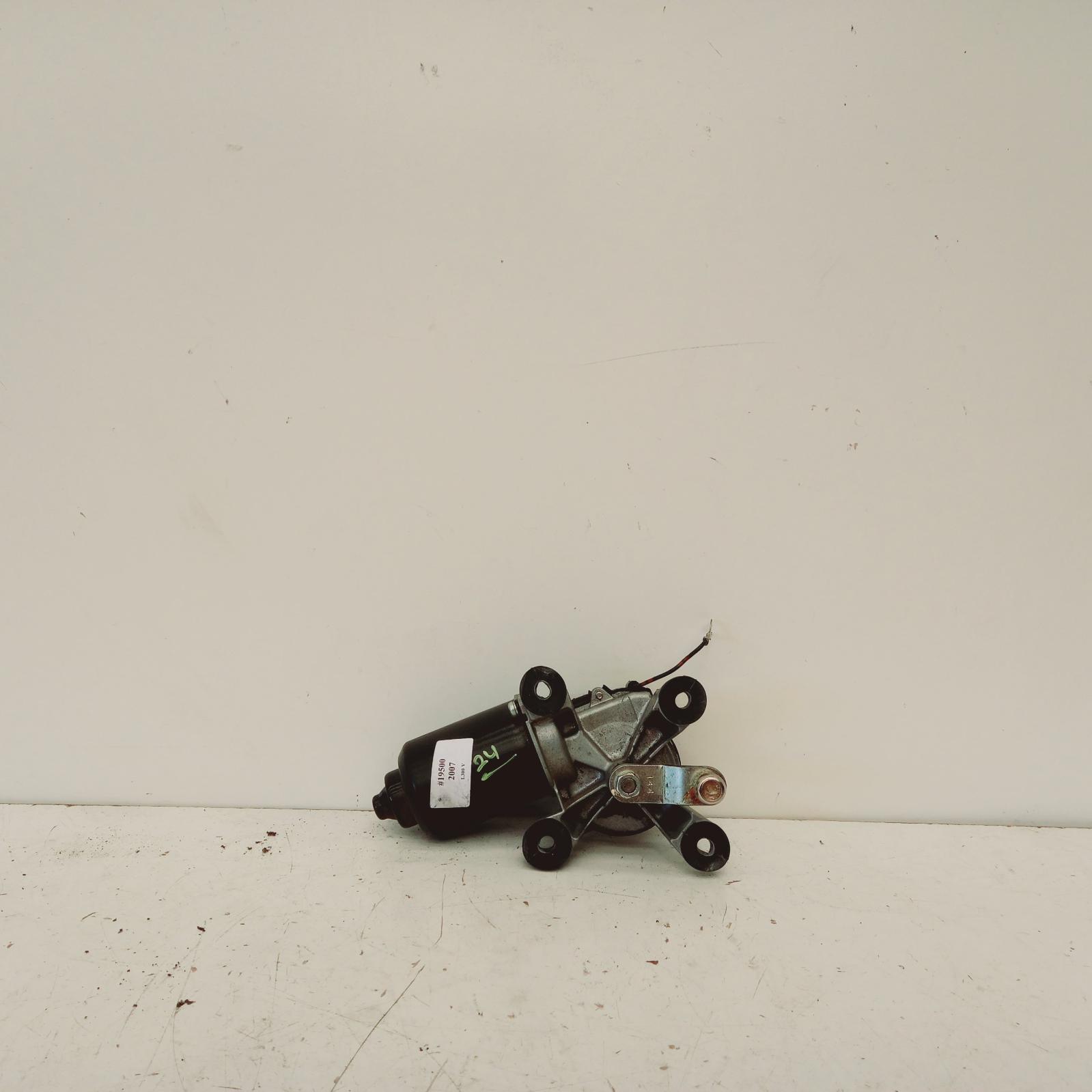 View Auto part Wiper Motor Mitsubishi L300 2007