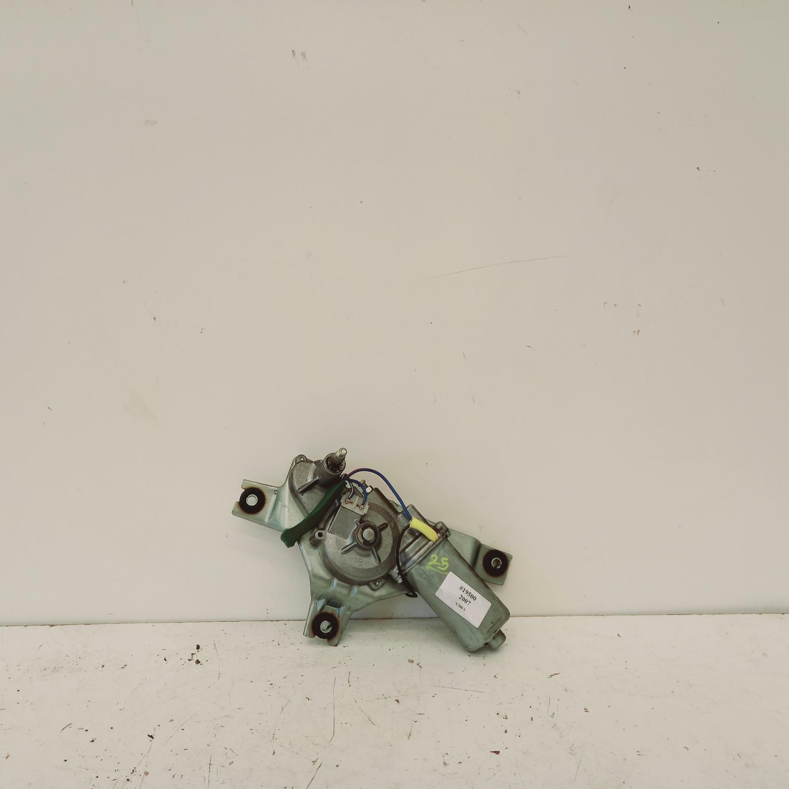View Auto part Wiper Motor Mitsubishi L300 2007