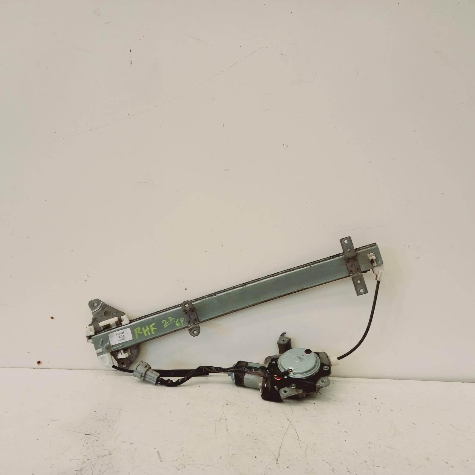 View Auto part Right Front Window Reg/Motor Nissan Navara 2013