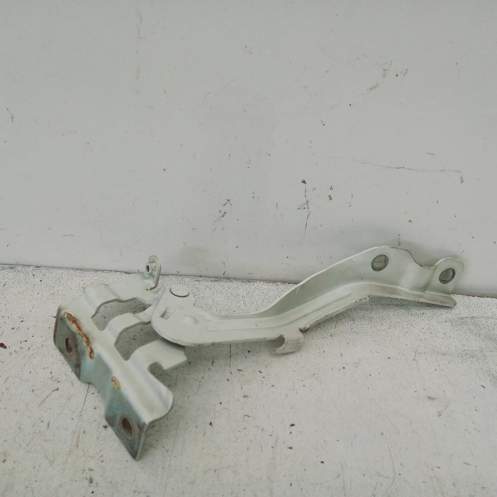 View Auto part Bonnet Hinge/Strut Kia Rio 2012