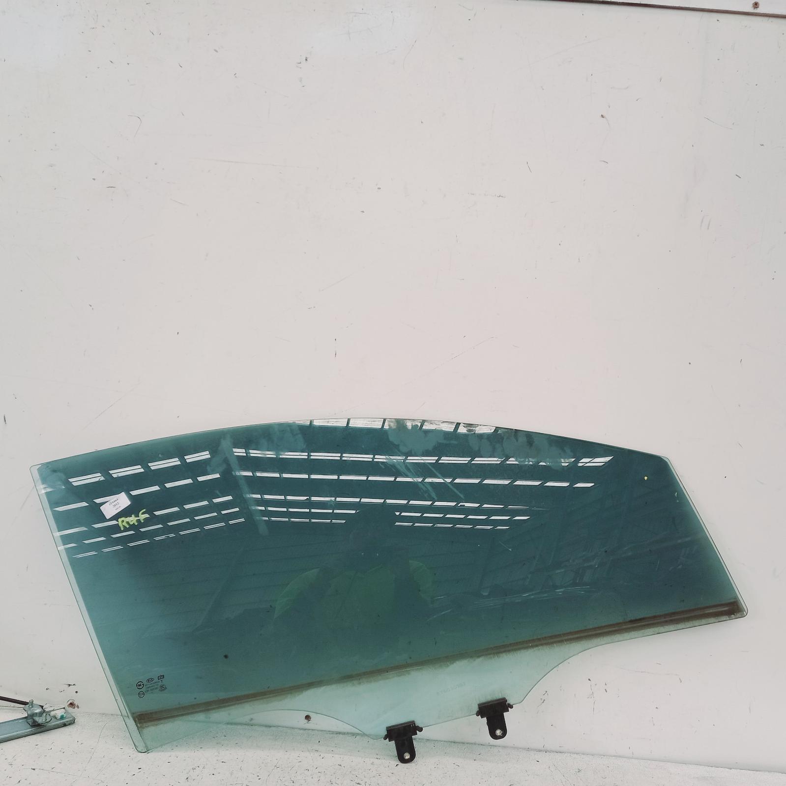 View Auto part Right Front Door Window Kia Rio 2012