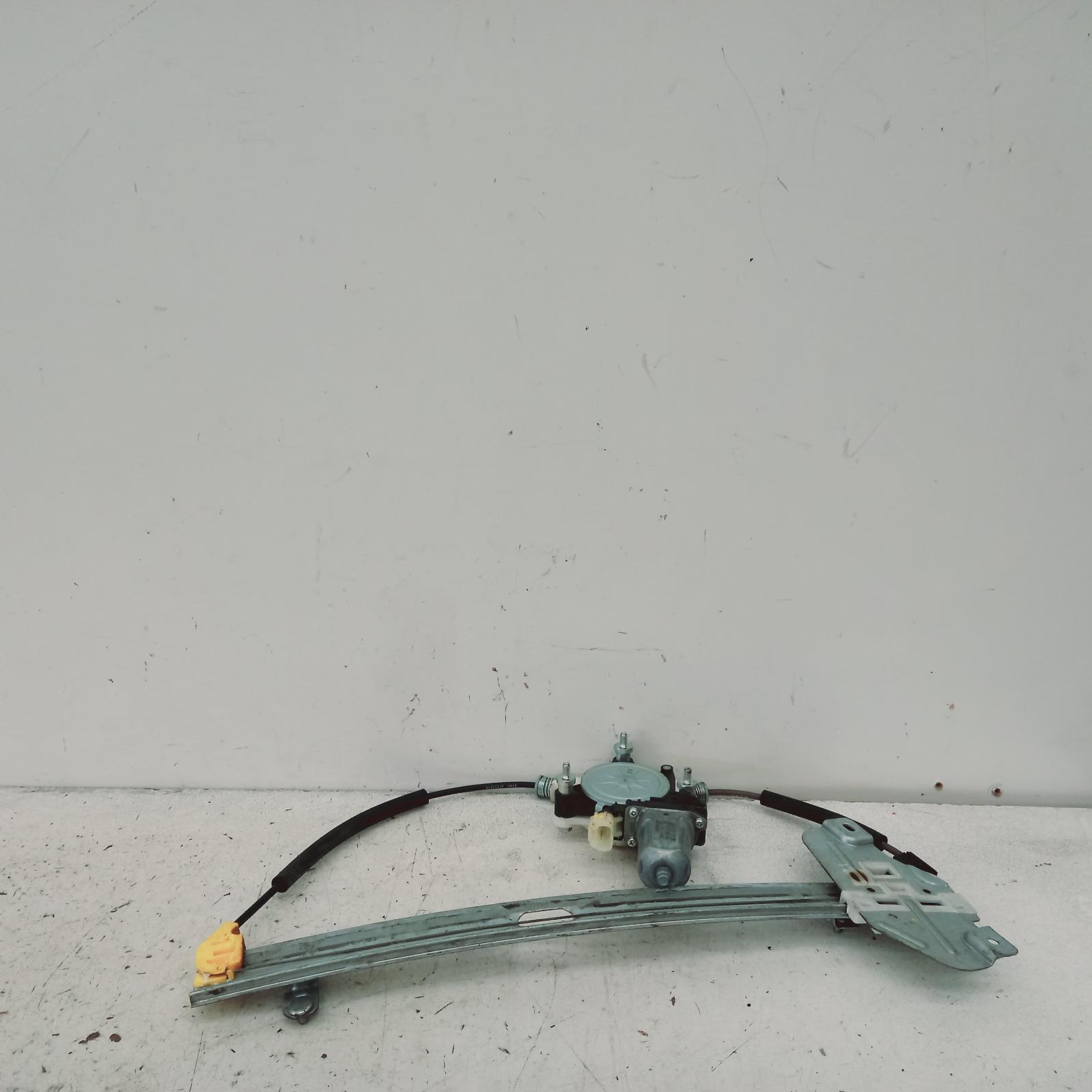 View Auto part Left Front Window Reg/Motor Kia Rio 2012