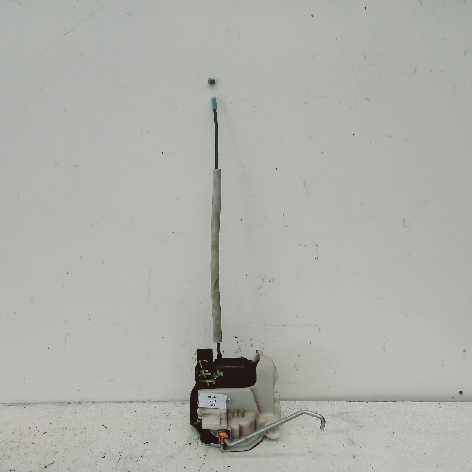 View Auto part Door/Boot/Gate Lock Kia Rio 2012