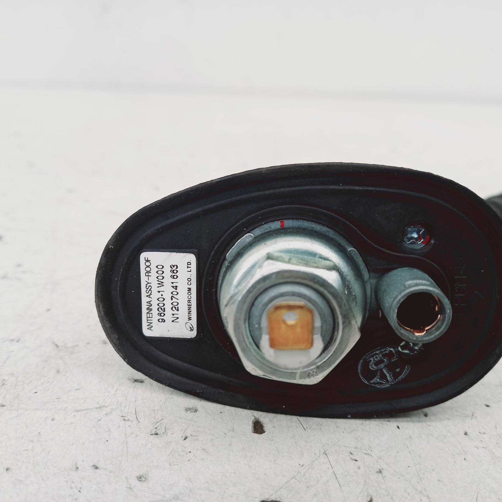 View Auto part Antenna Kia Rio 2012