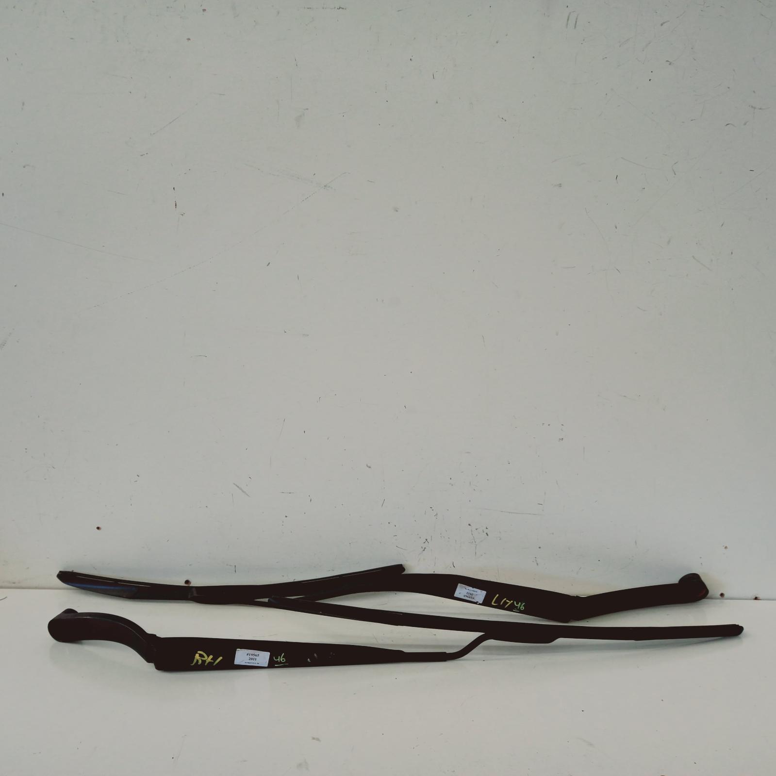 View Auto part Wiper Arm Kia Sorento 2011