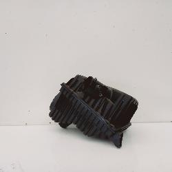 View Auto part Air Cleaner/Box Holden Acadia 2019