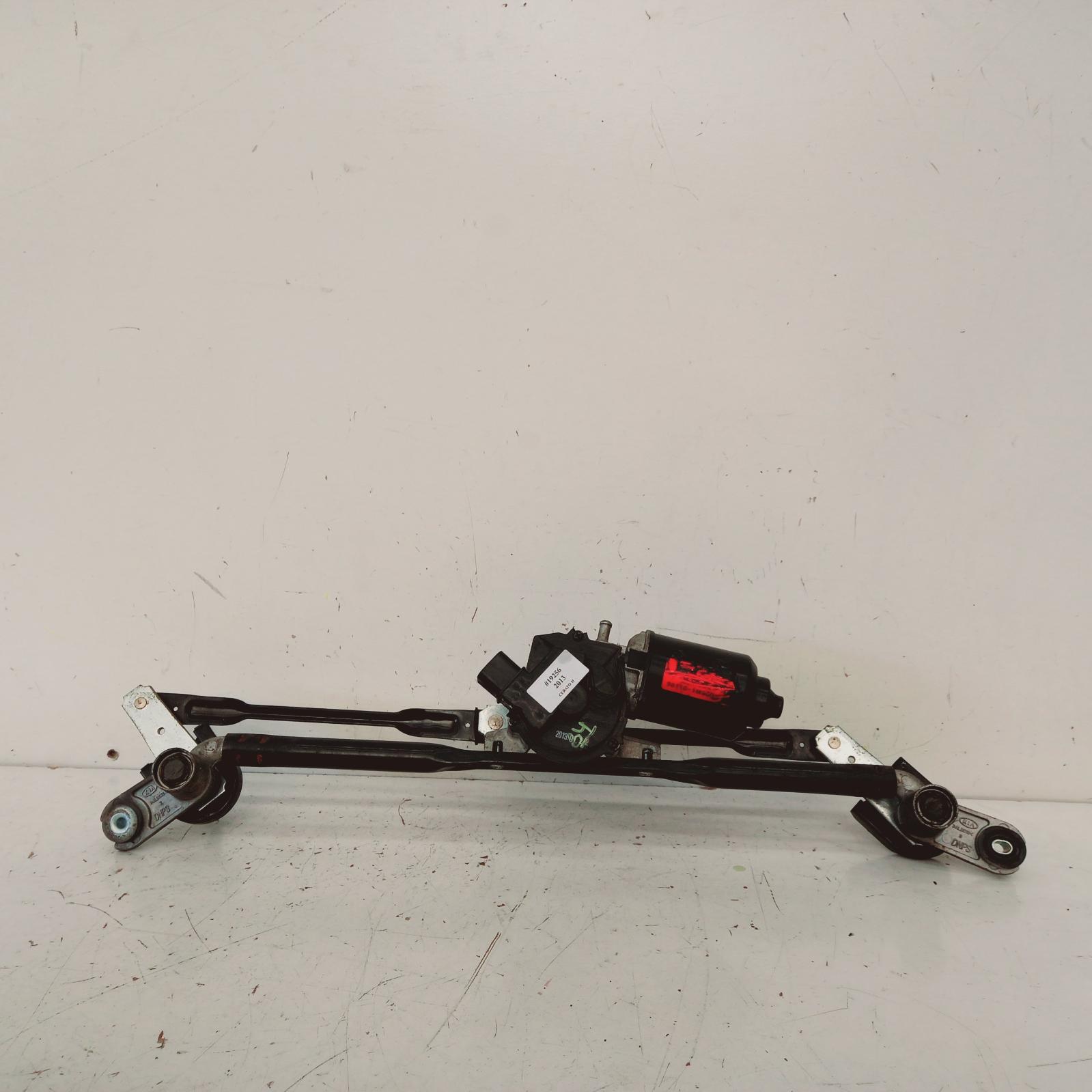 View Auto part Wiper Motor Kia Cerato 2013