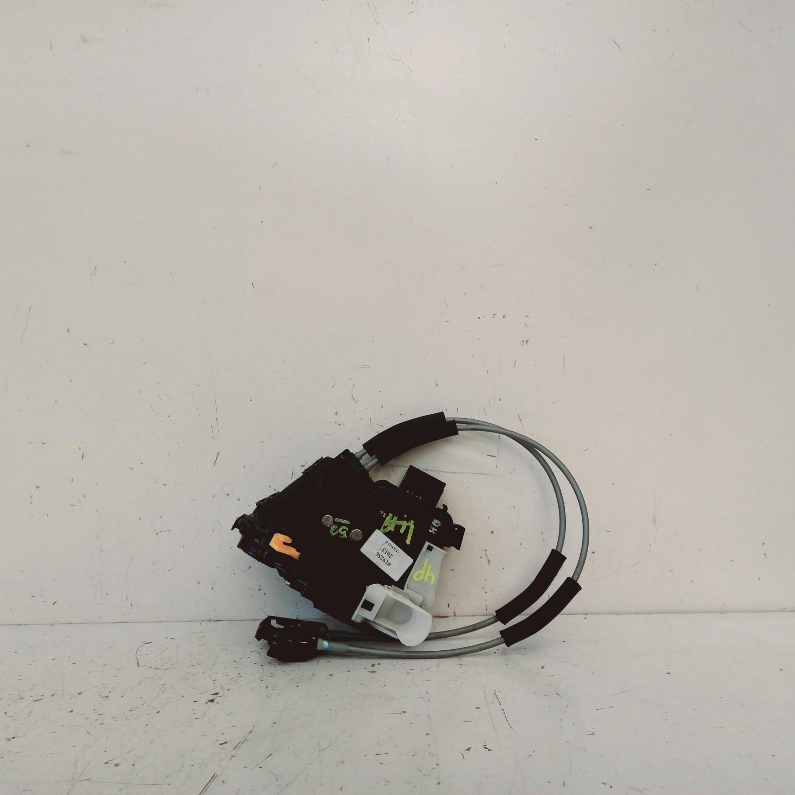 View Auto part Door/Boot/Gate Lock Kia Cerato 2013