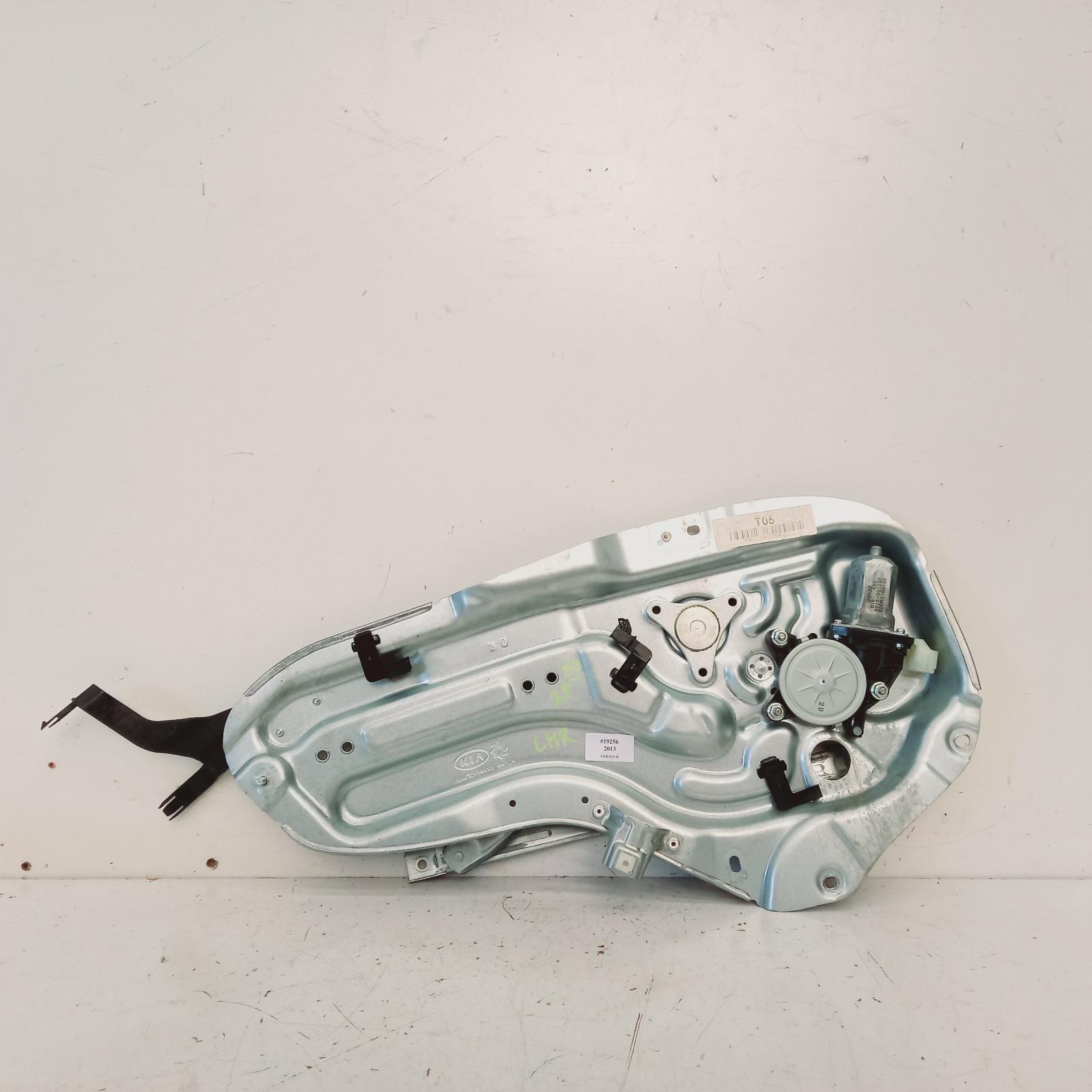 View Auto part Left Rear Wnd Reg/Motor Kia Cerato 2013
