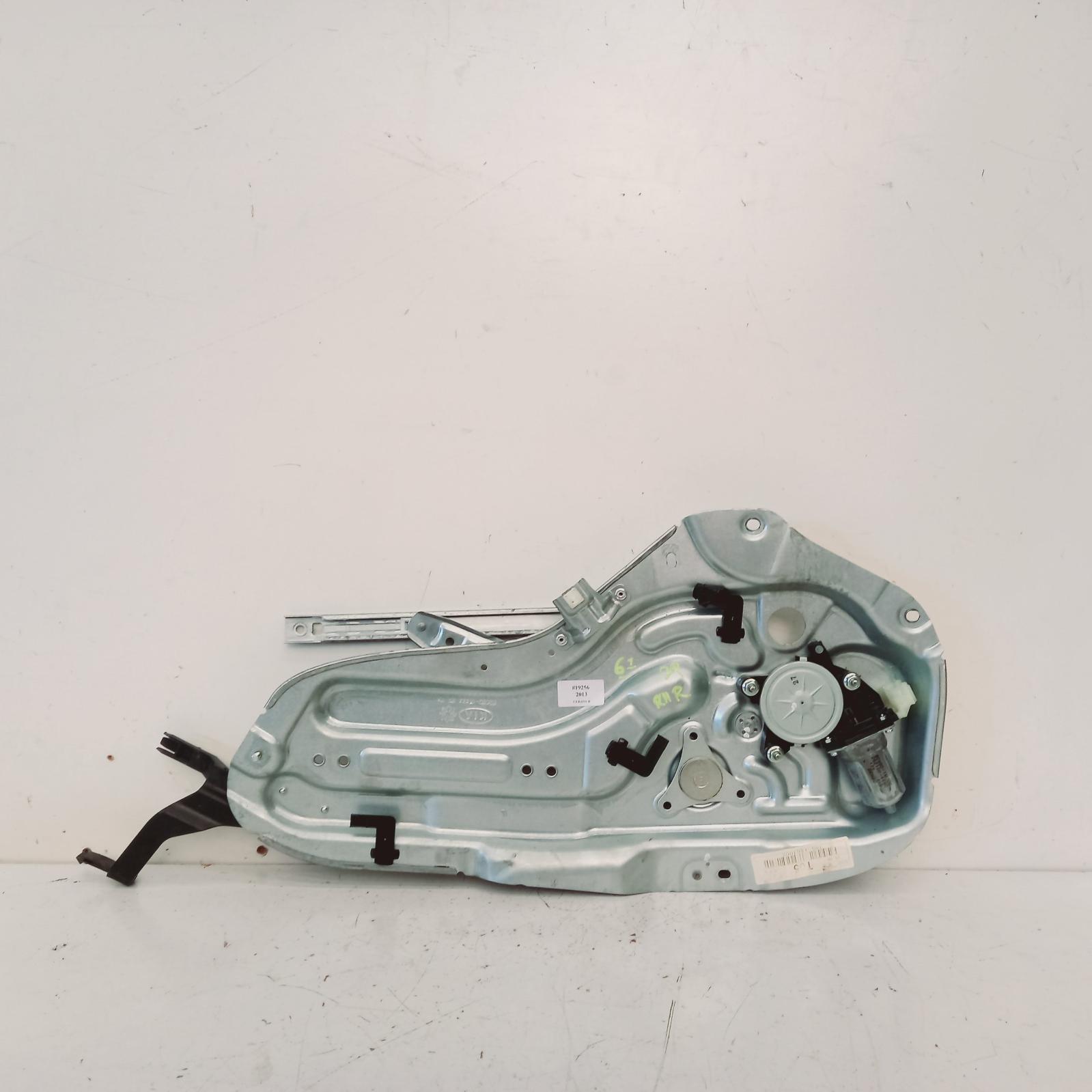 View Auto part Right Rear Wnd Reg/Motor Kia Cerato 2013