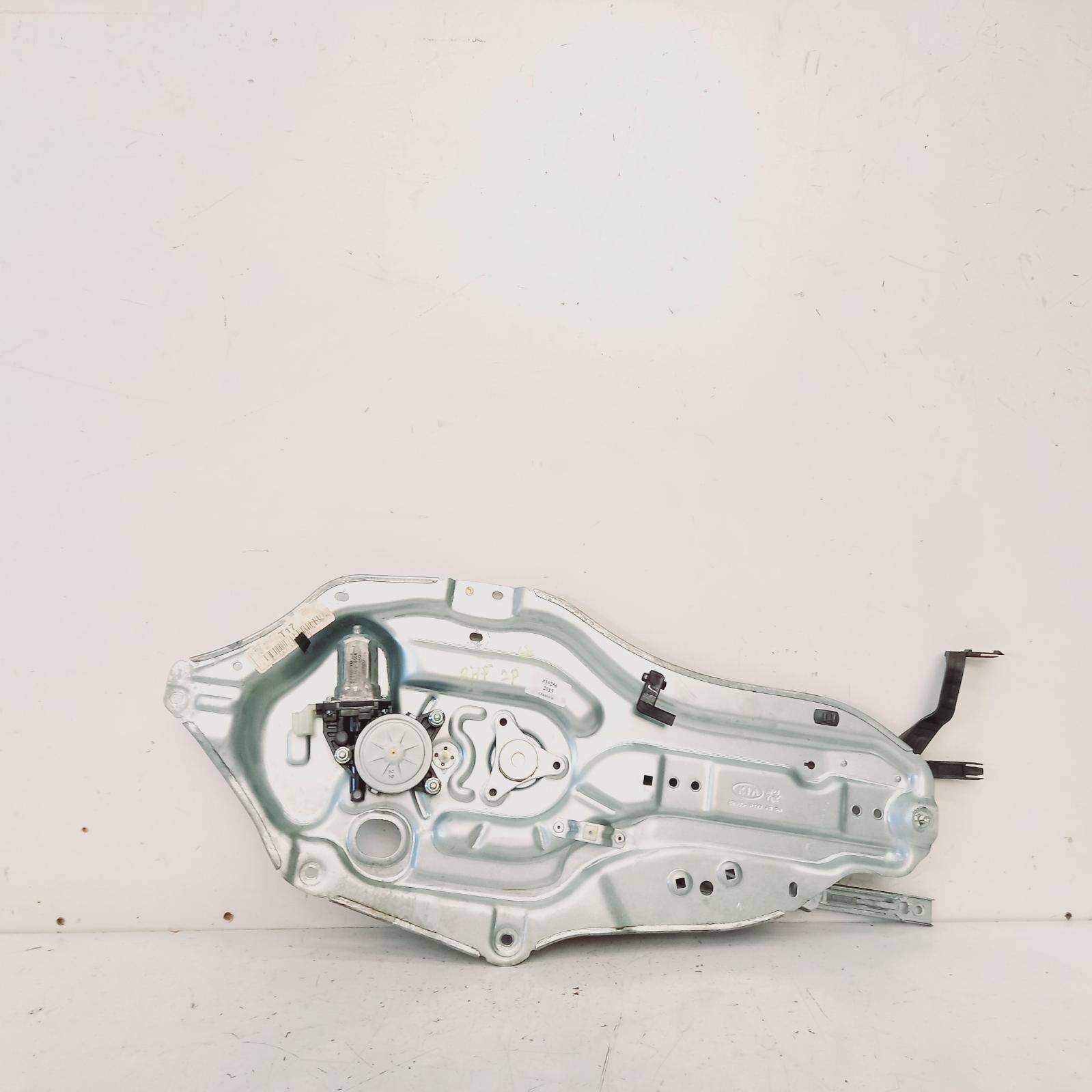 View Auto part Right Front Window Reg/Motor Kia Cerato 2013