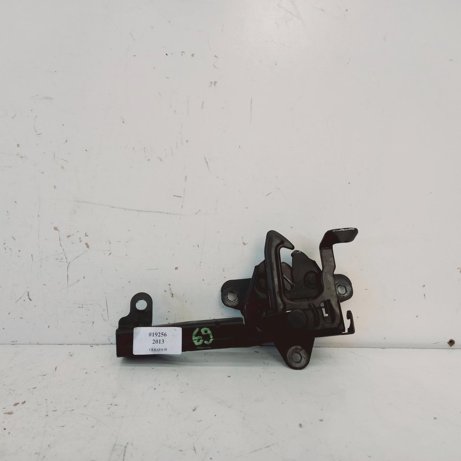View Auto part Bonnet Lock/Support Kia Cerato 2013