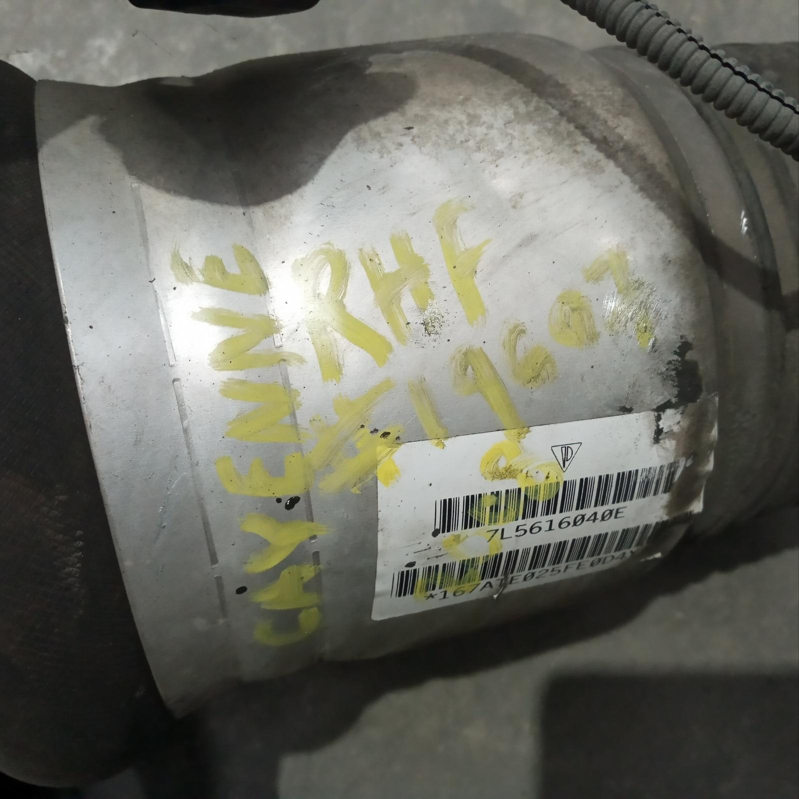 View Auto part Right Front Strut Porsche Cayenne 2008