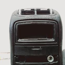 View Auto part Console Porsche Cayenne 2008