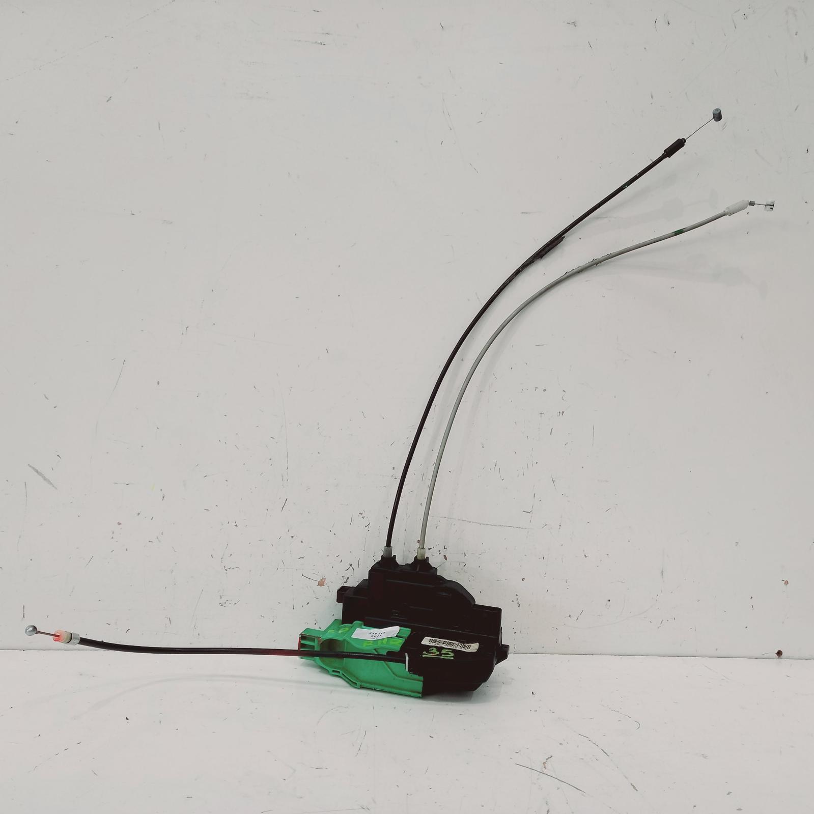 View Auto part Door/Boot/Gate Lock Hyundai I30 2011