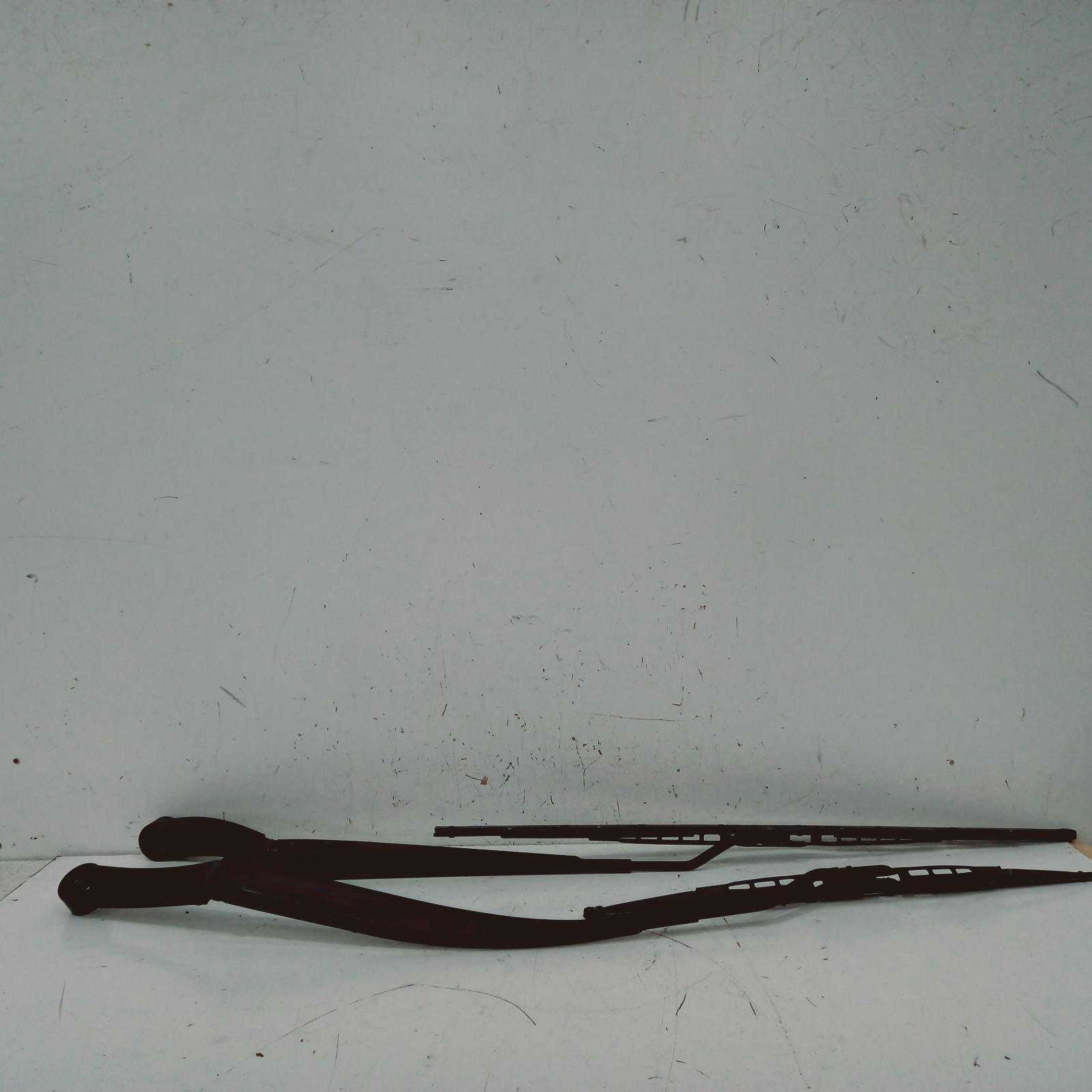 View Auto part Wiper Arm Hyundai I30 2011