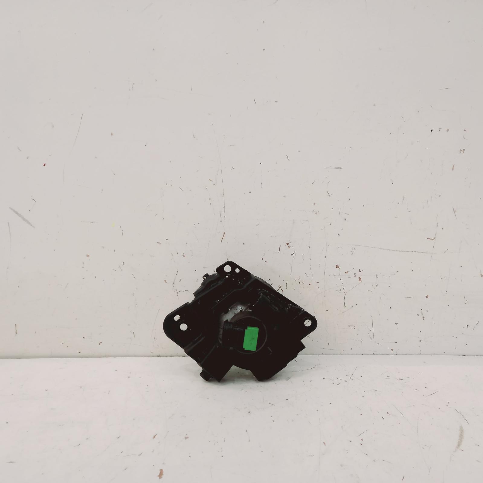 View Auto part Right Indicator/Fog/Side Mazda Cx7 2010