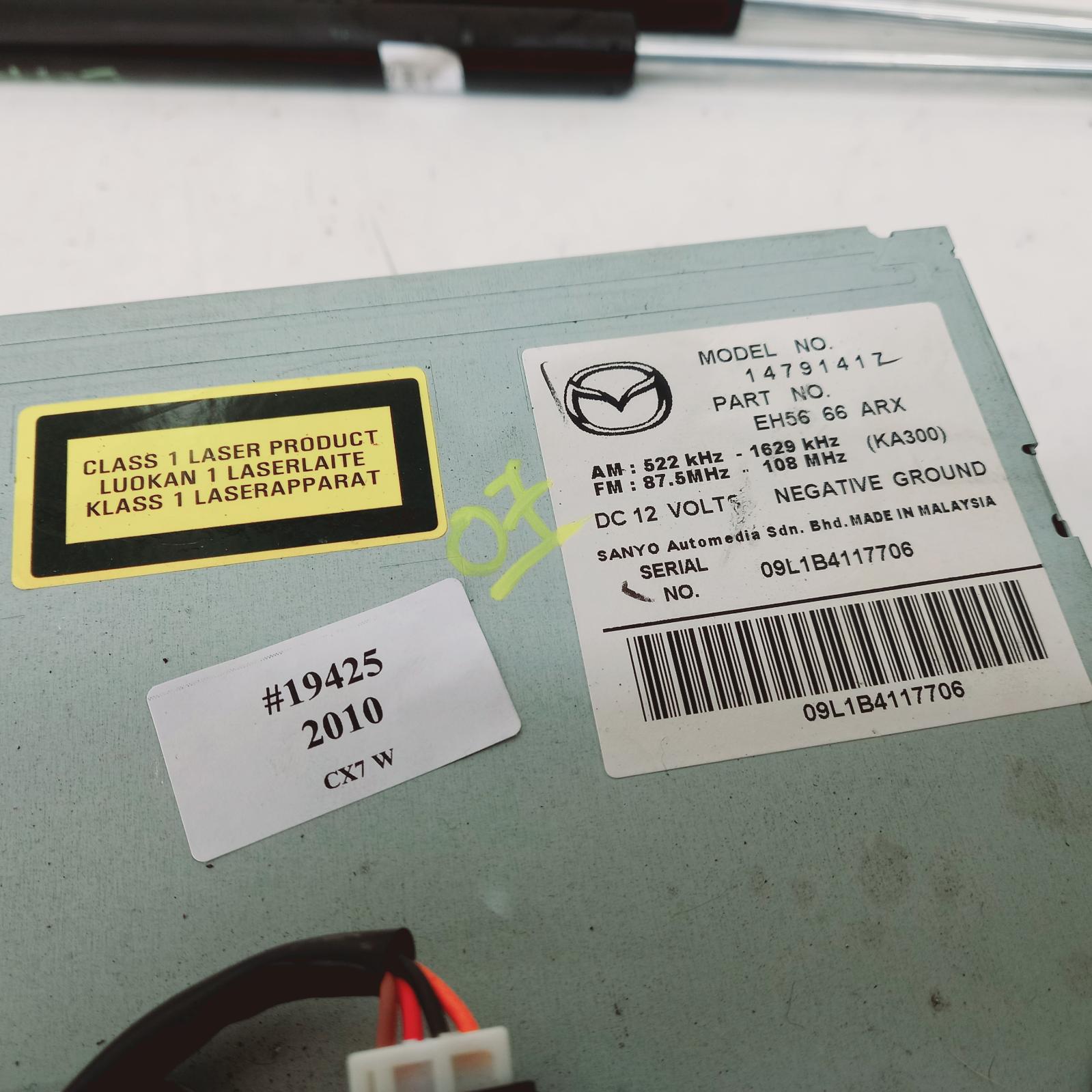 View Auto part Radio/Cd/Dvd/Sat/Tv Mazda Cx7 2010