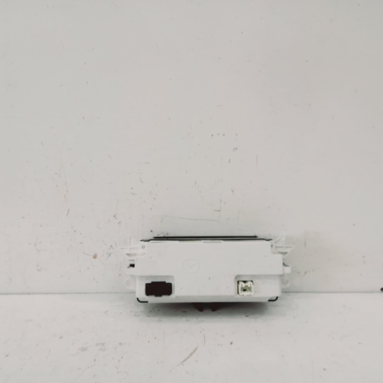 View Auto part Heater/Ac Controls Mazda Cx7 2010
