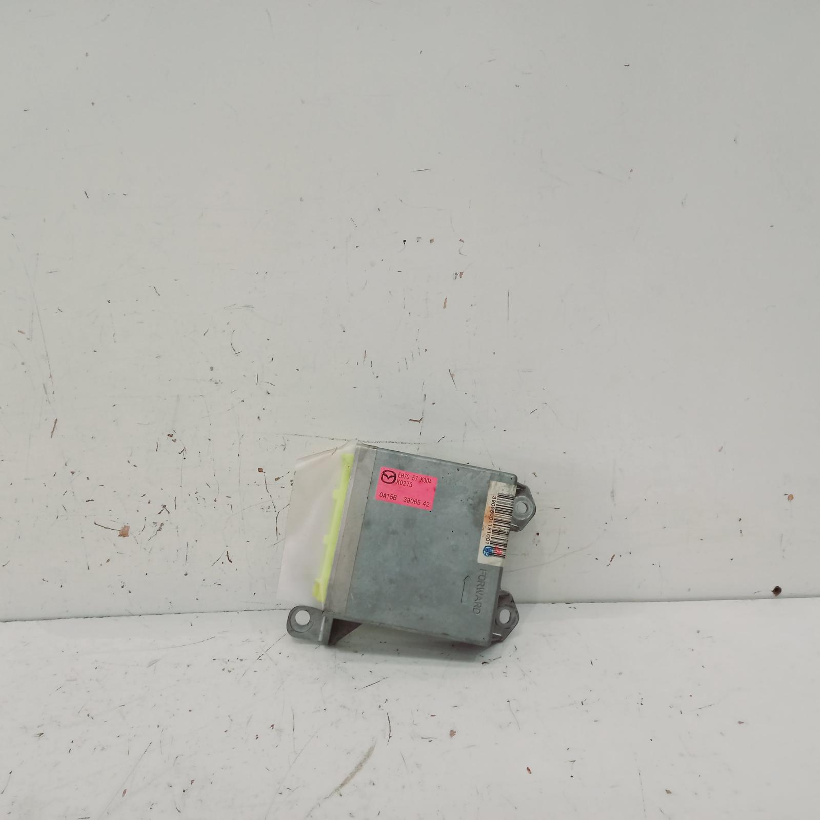 View Auto part Airbag Module/Sensor Mazda Cx7 2010