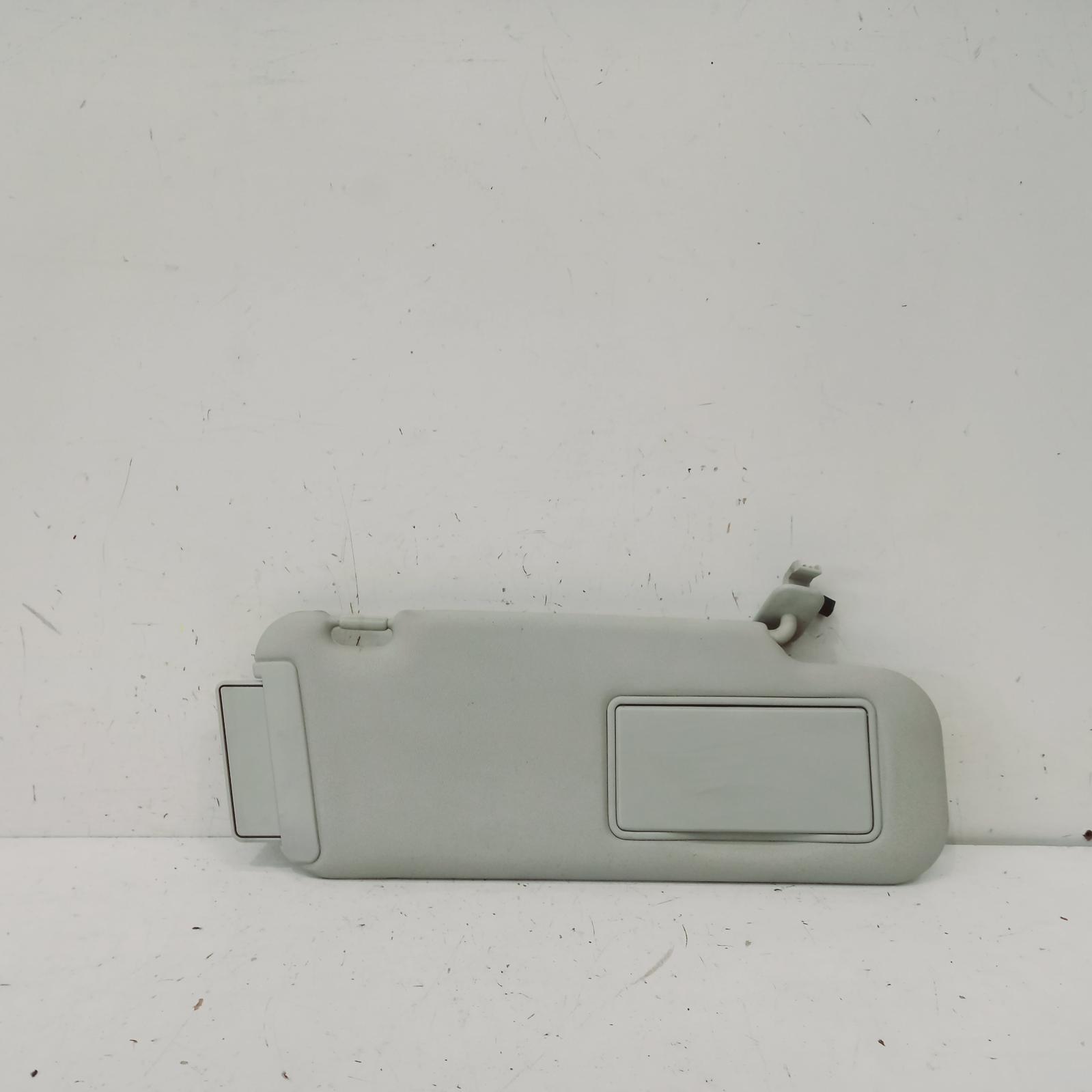 View Auto part Sunvisor Mazda Cx7 2010