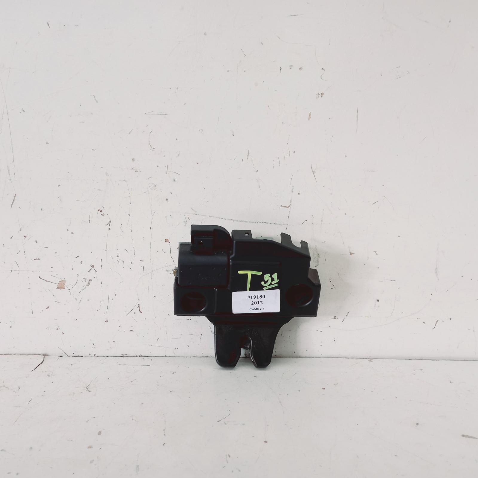 2012 Toyota Camry Door/Boot/Gate Lock View Auto part Door/Boot/Gate Lock Toyota Camry 2012