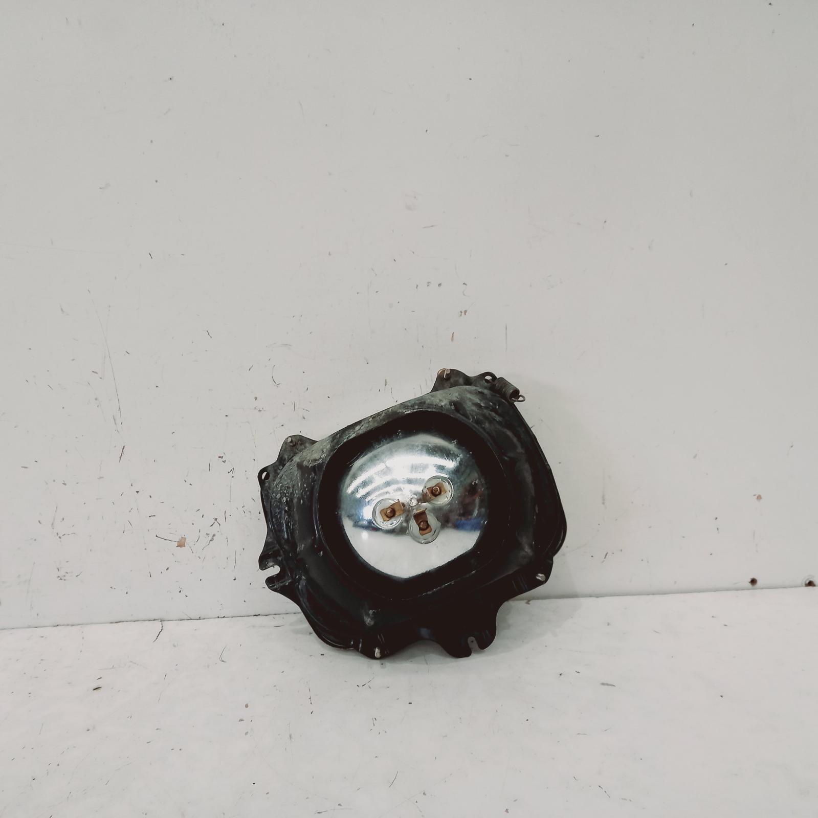 View Auto part Left Headlamp Toyota Hilux 1998