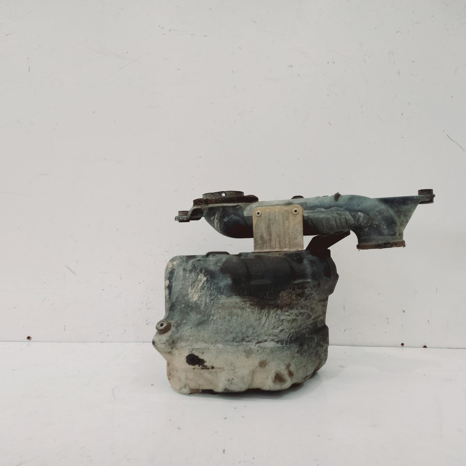 View Auto part Air Cleaner/Box Toyota Hilux 1998